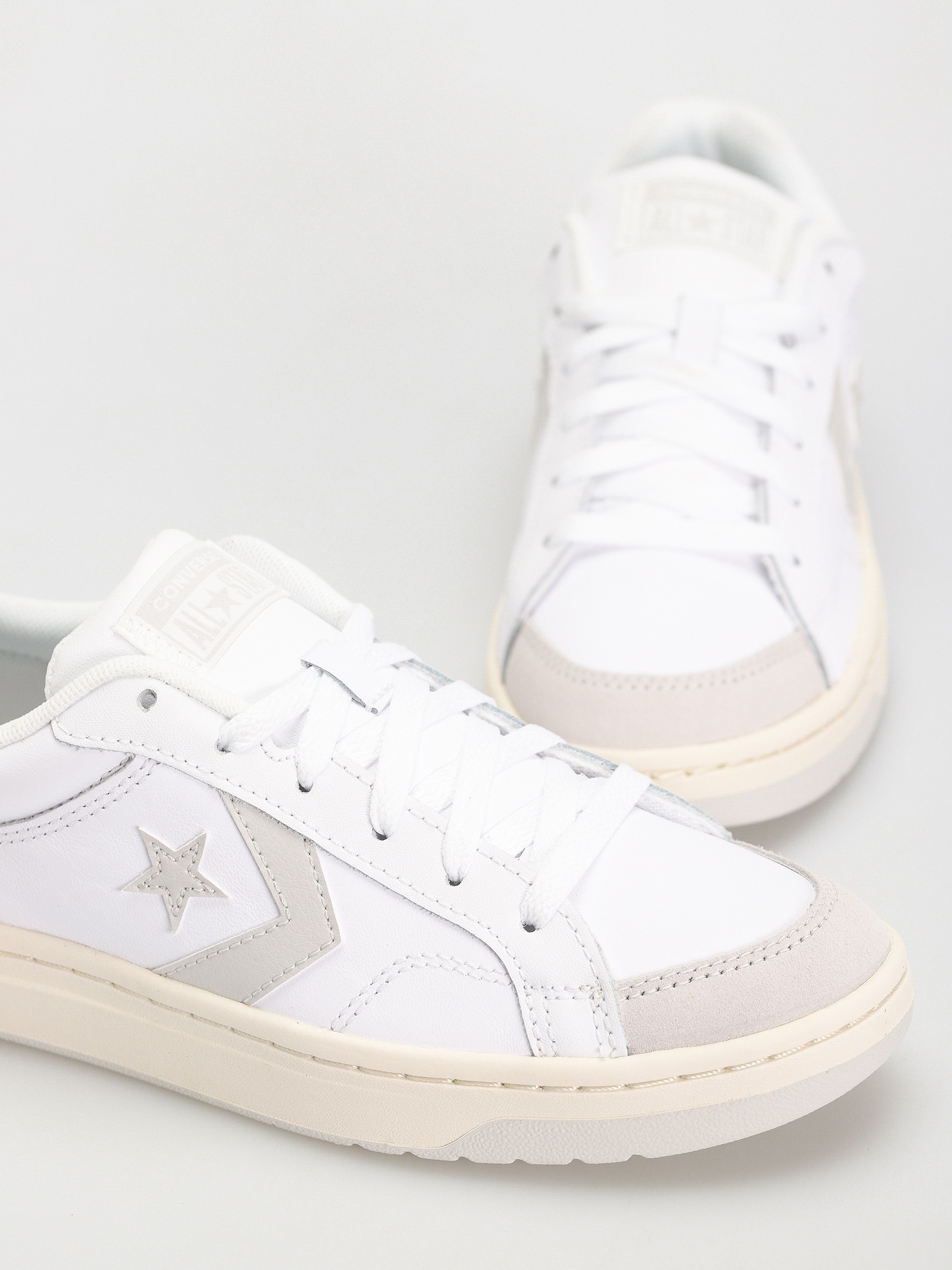 Converse Pro Blaze V2 Ox Cipők (optical white)