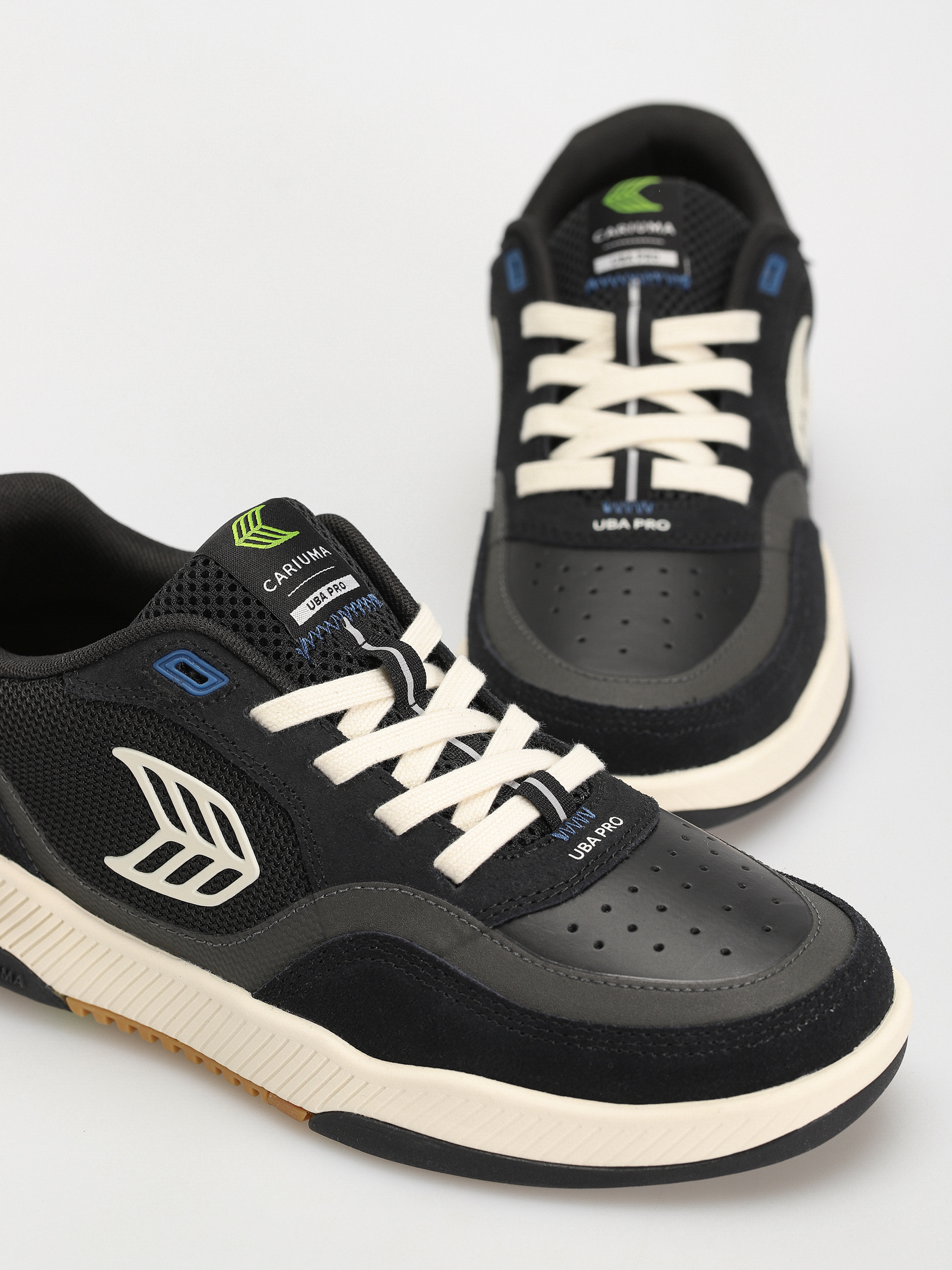 Cariuma UBA PRO Cipők (black/red & ivory)