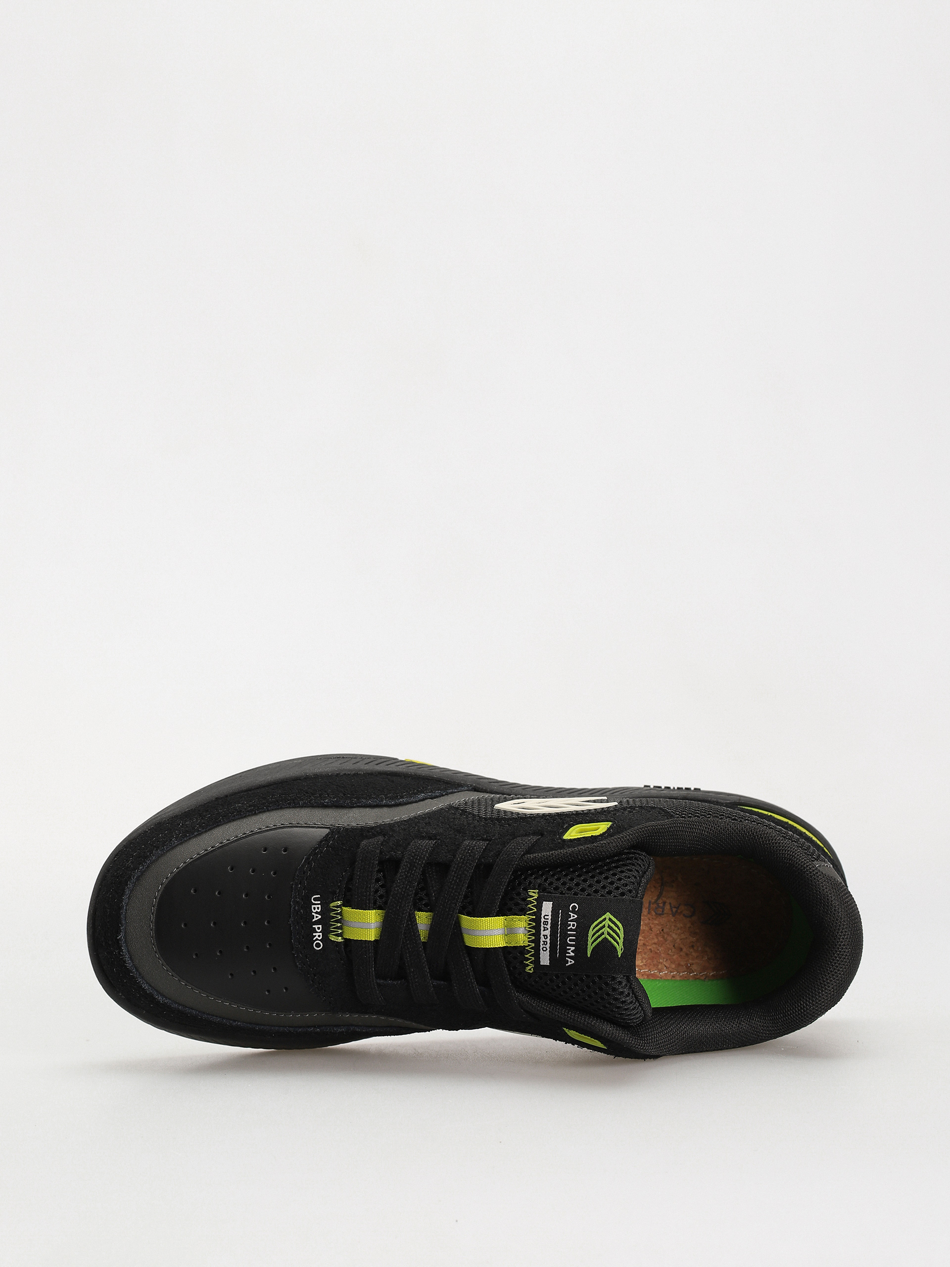 Cariuma UBA PRO Cipők (all black/green & off white)