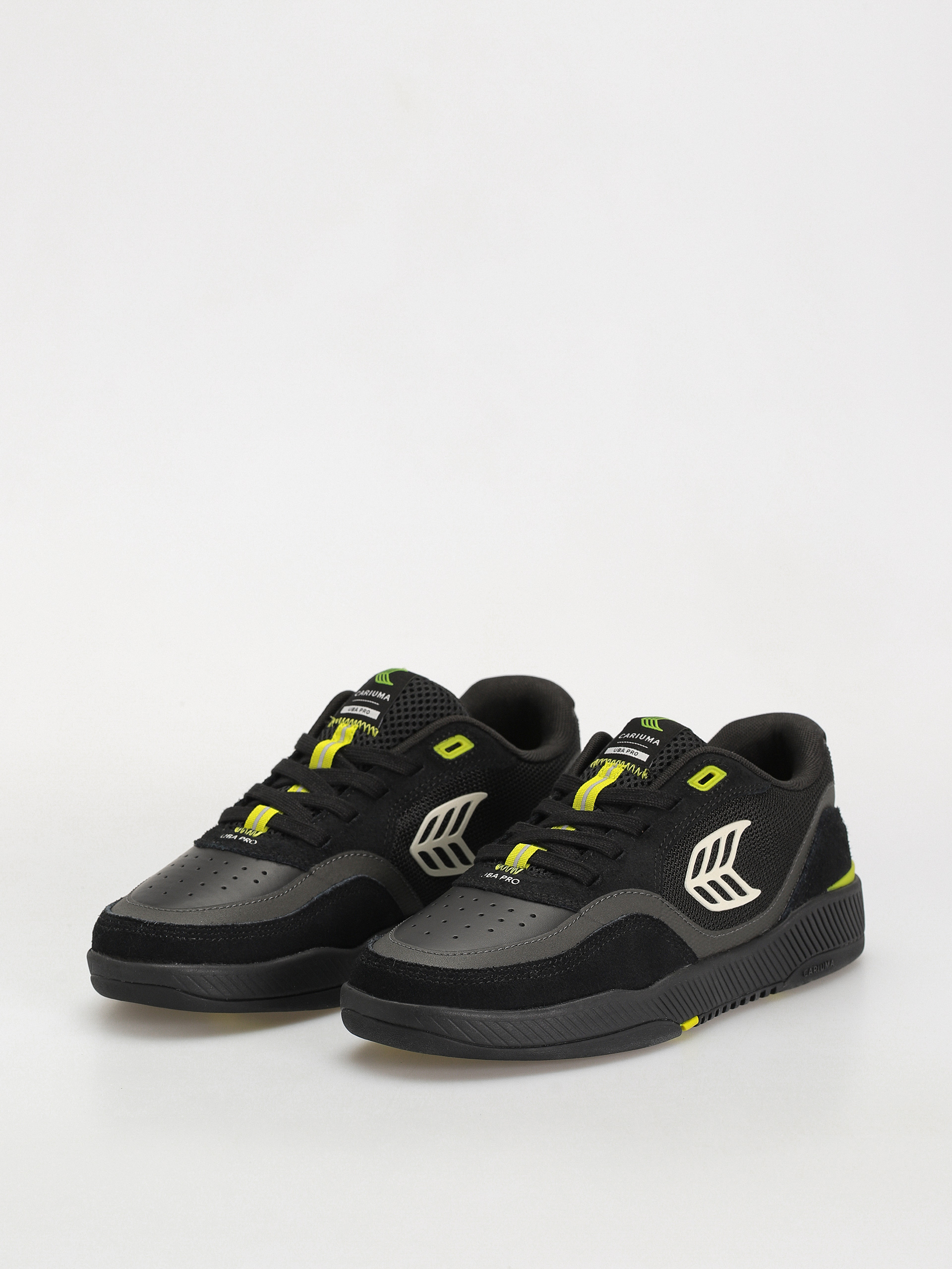 Cariuma UBA PRO Cipők (all black/green & off white)