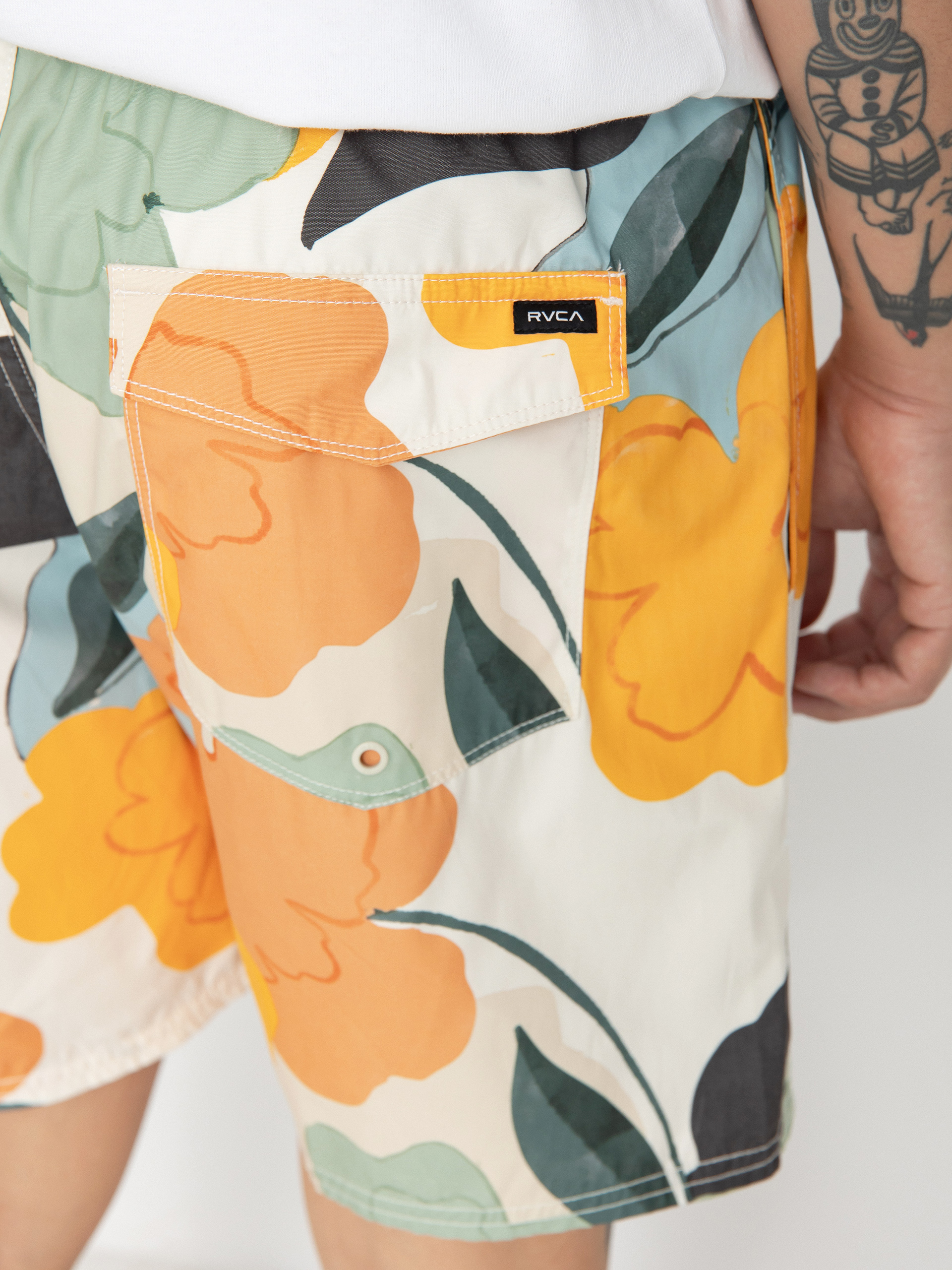 RVCA Perry Elastic Boardshort (multi floral)