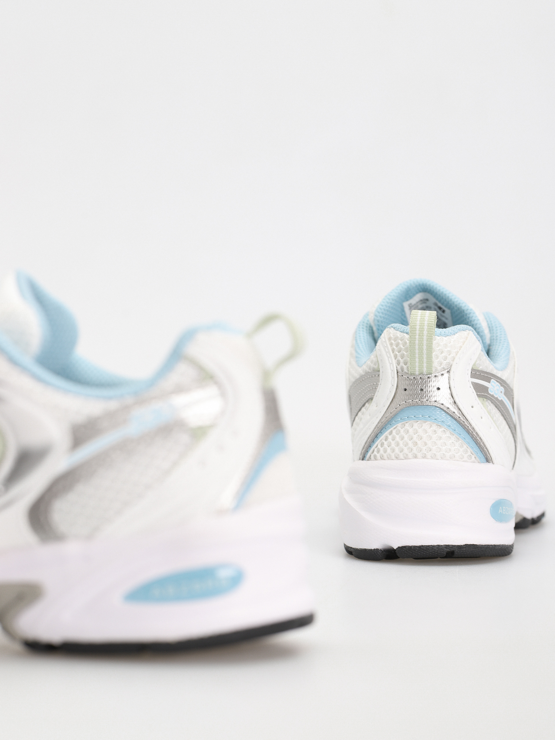 New Balance 530 Cipők (white silver navy)