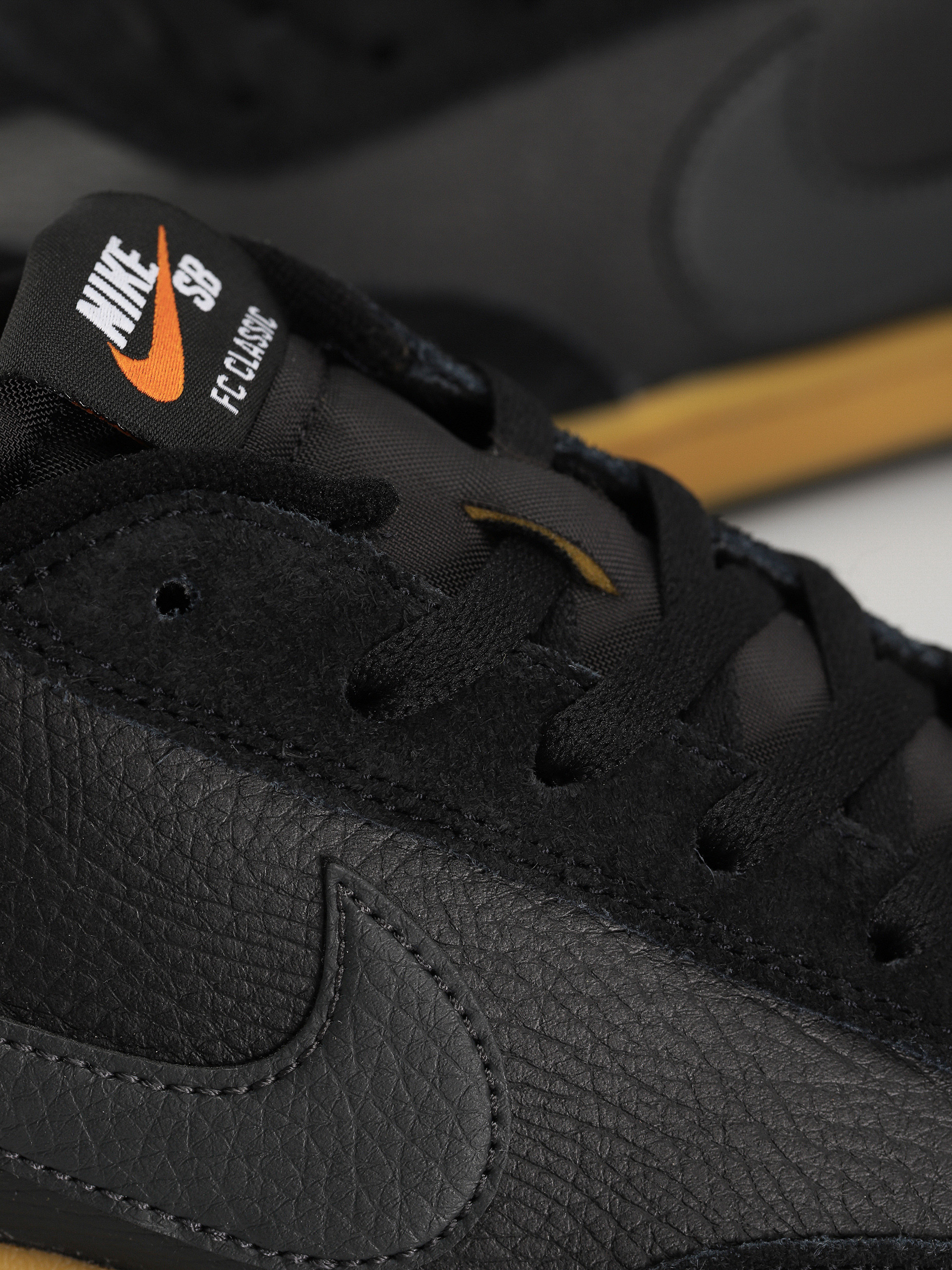 Cipők Nike SB Sb Fc Classic (black/anthracite black vivid orange)