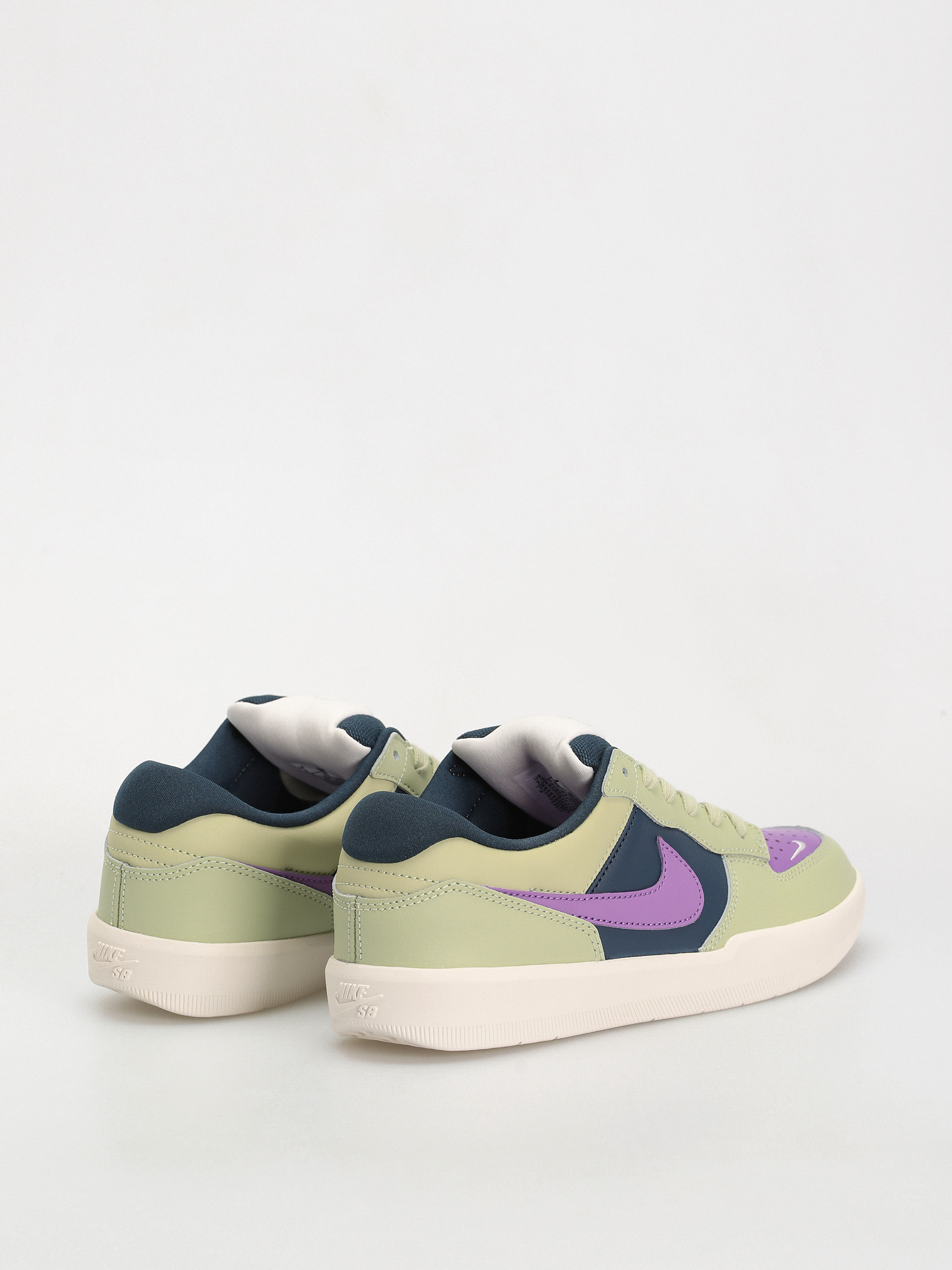 Nike SB Force 58 Premium Cipők (olive aura/black raspberry armory navy)