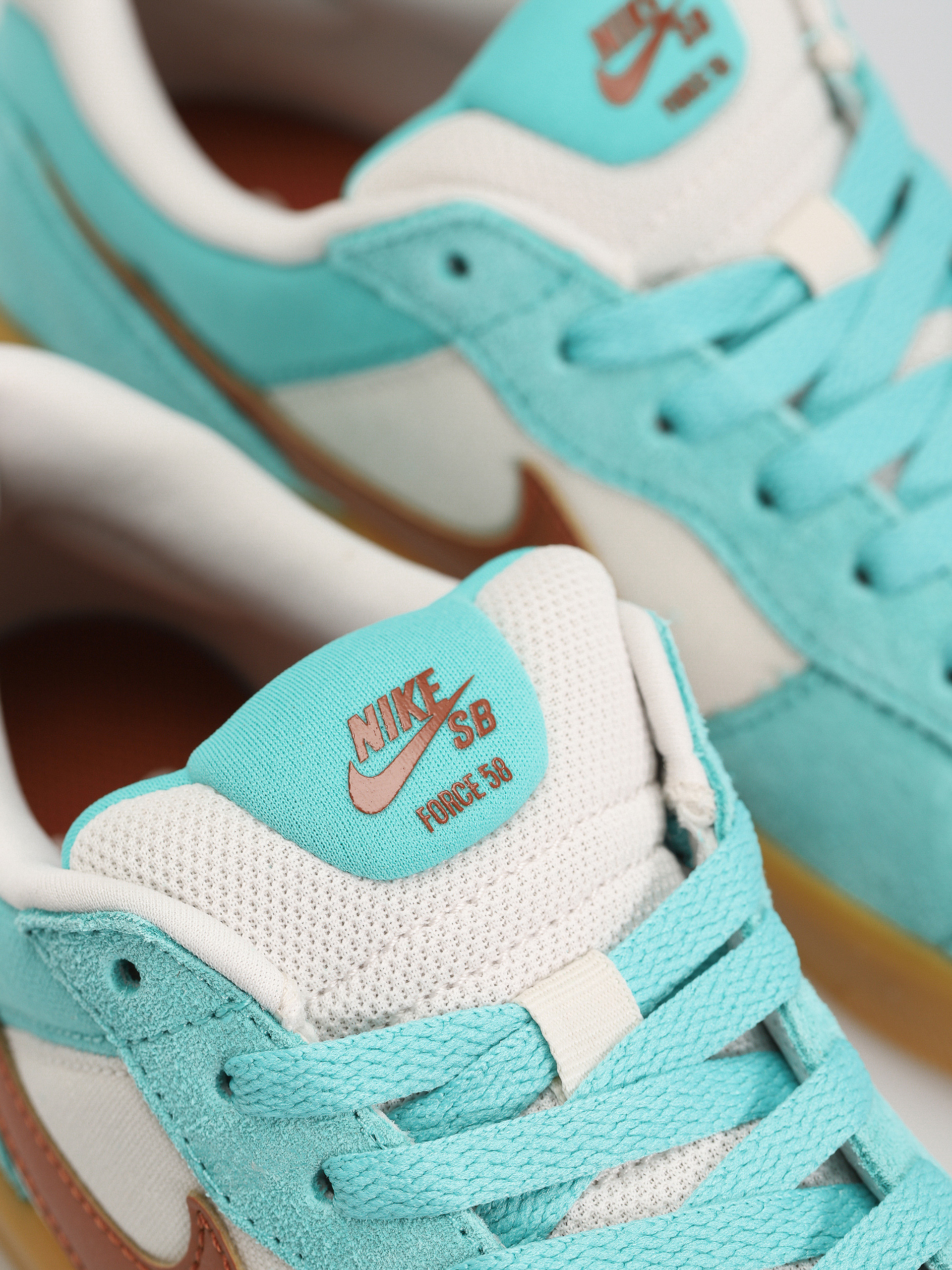 Nike SB Force 58 Cipők (green frost/dark russet phantom)