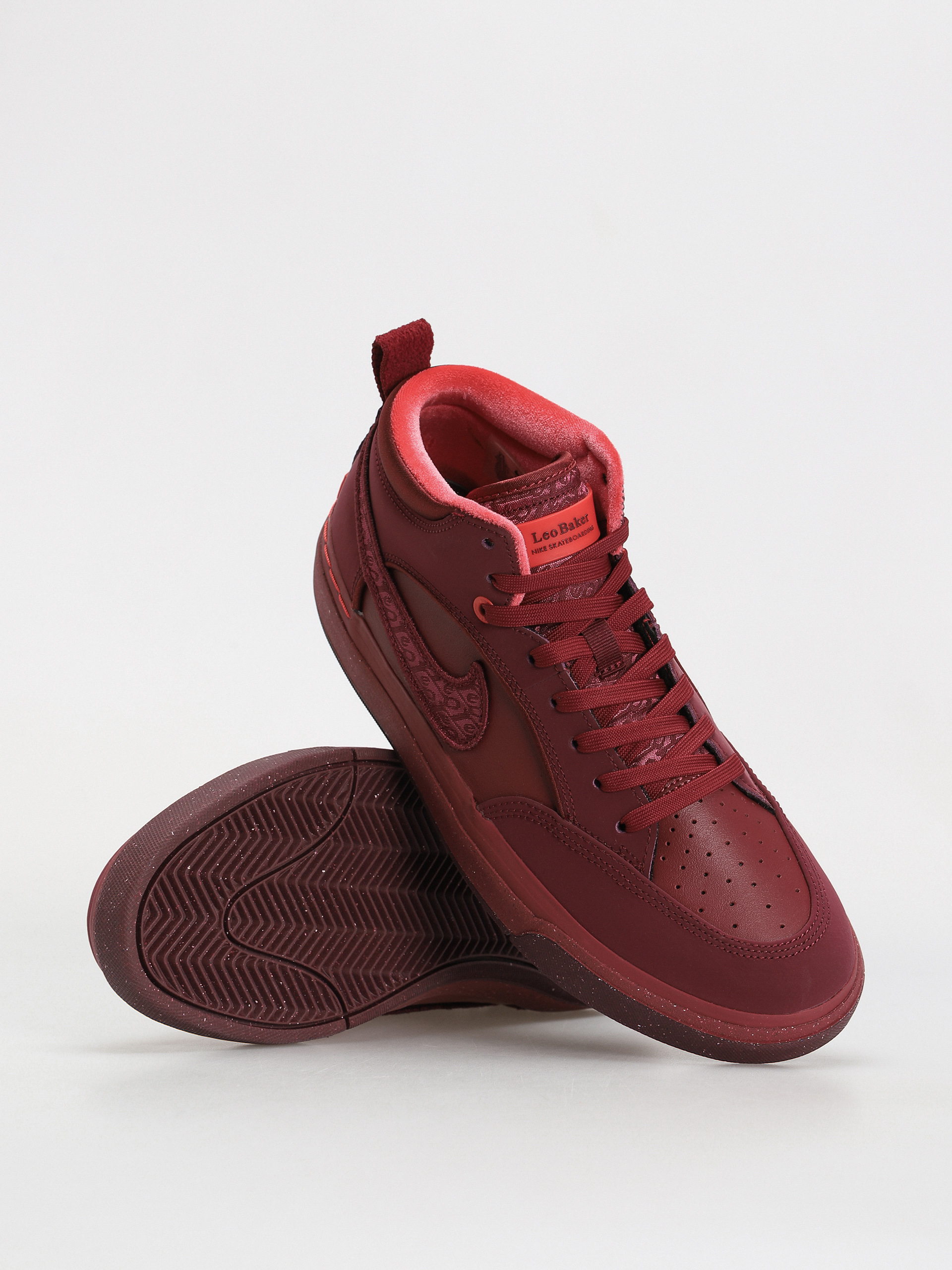 Nike SB React Leo Prm Cipők (dark beetroot/dark beetroot team red)