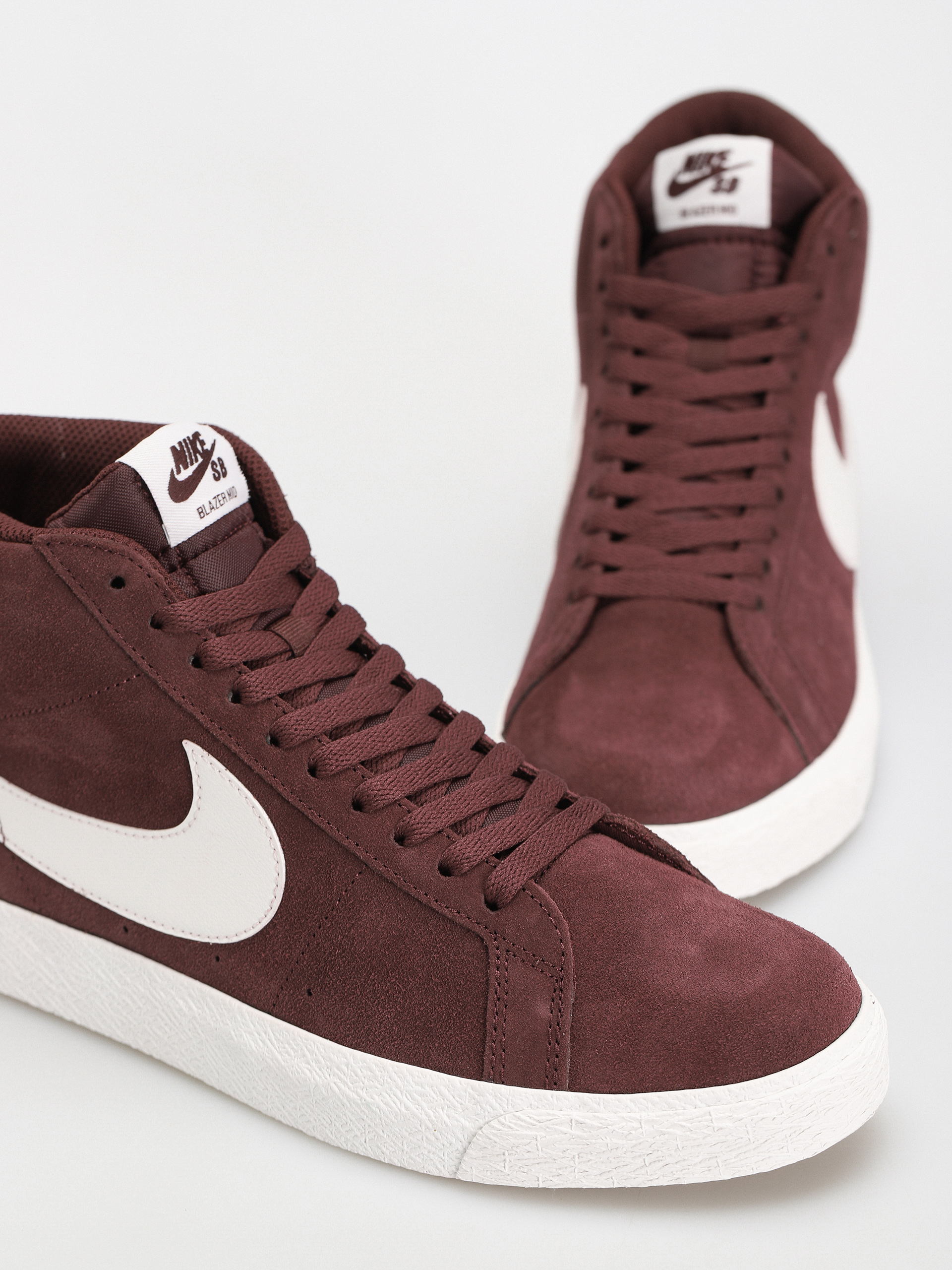 Nike SB Zoom Blazer Mid Cipők (burgundy crush/summit white)