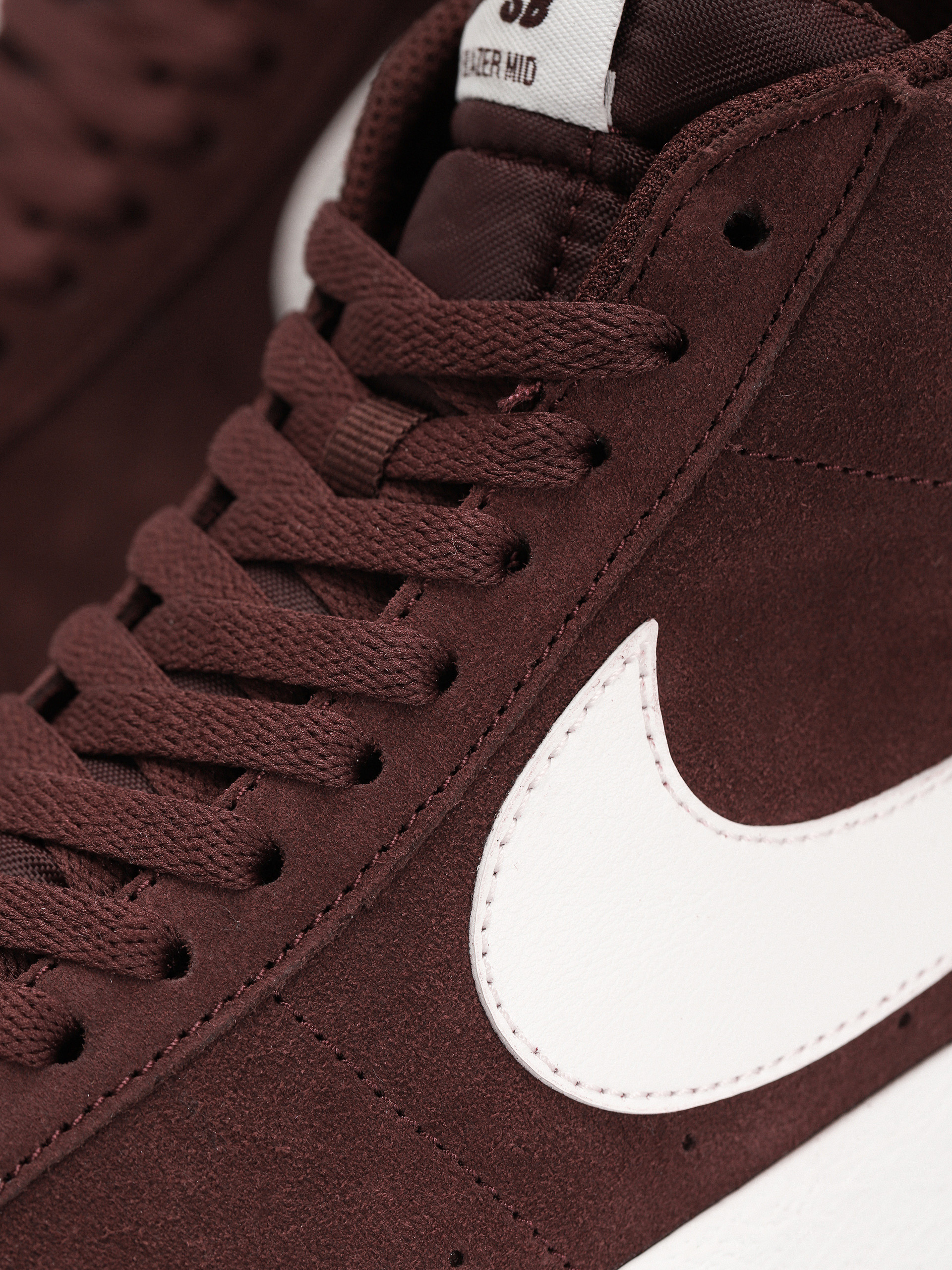 Nike SB Zoom Blazer Mid Cipők (burgundy crush/summit white)