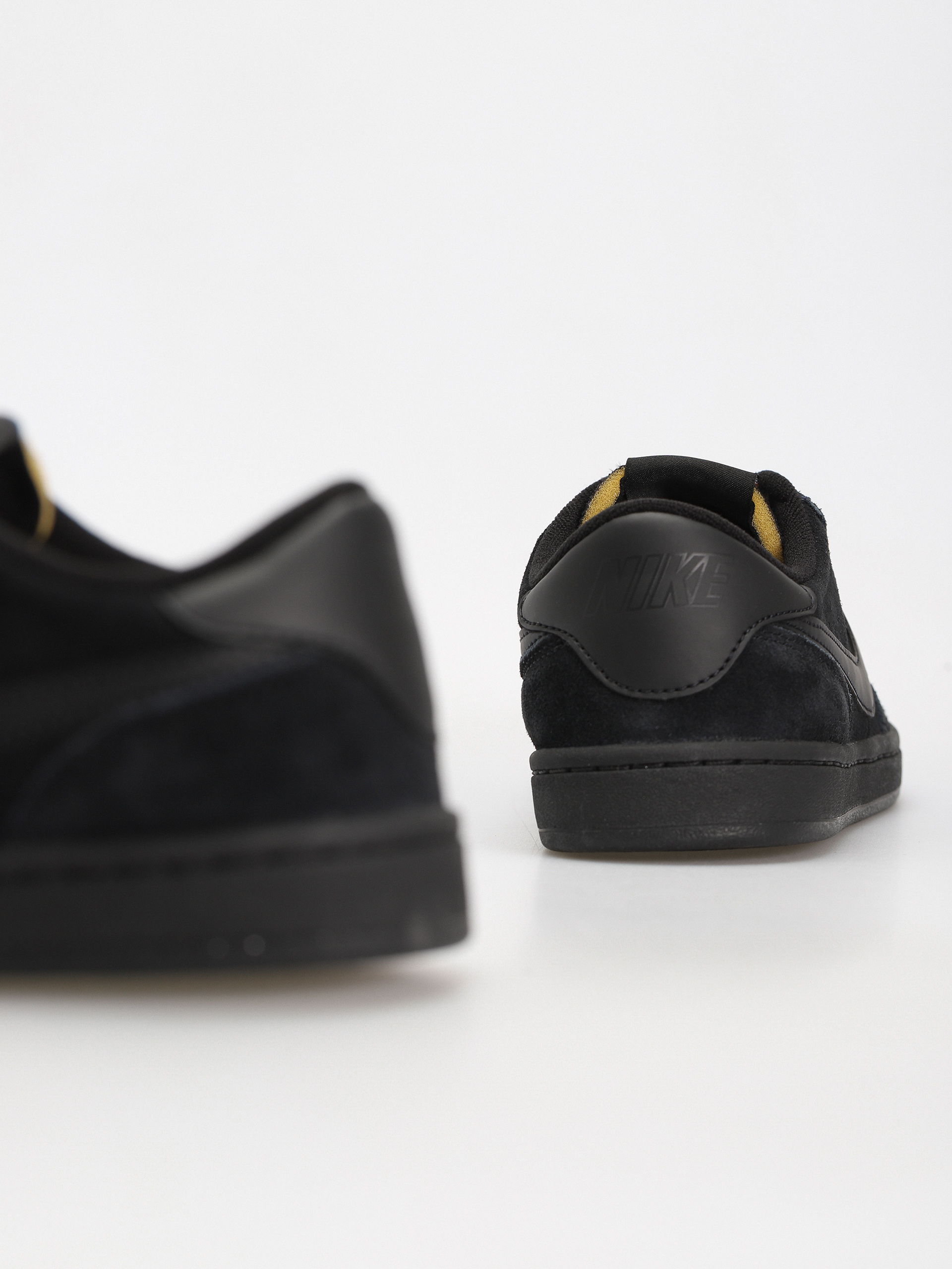 Cipők Nike SB Sb Fc Classic (black/black black vivid orange)