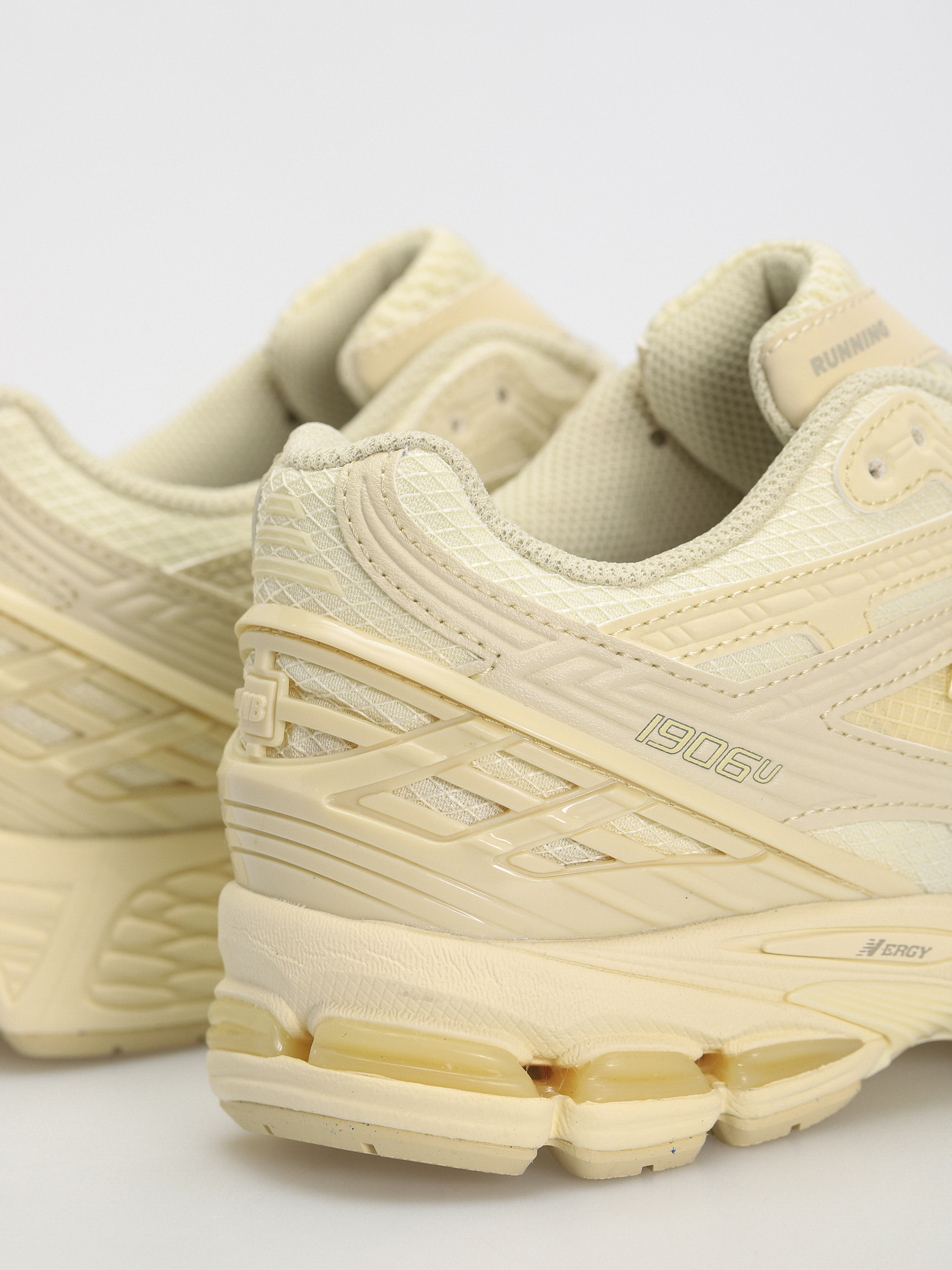 New Balance 1906 Cipők (beige)