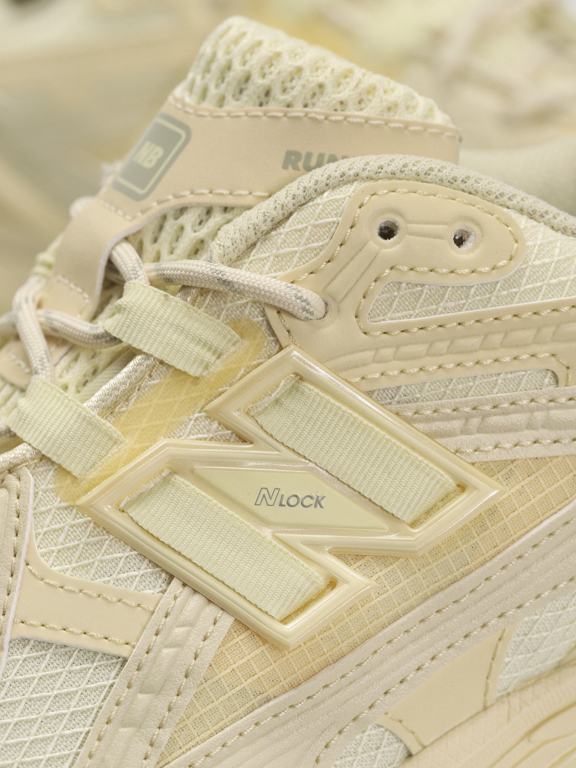 New Balance 1906 Cipők (beige)