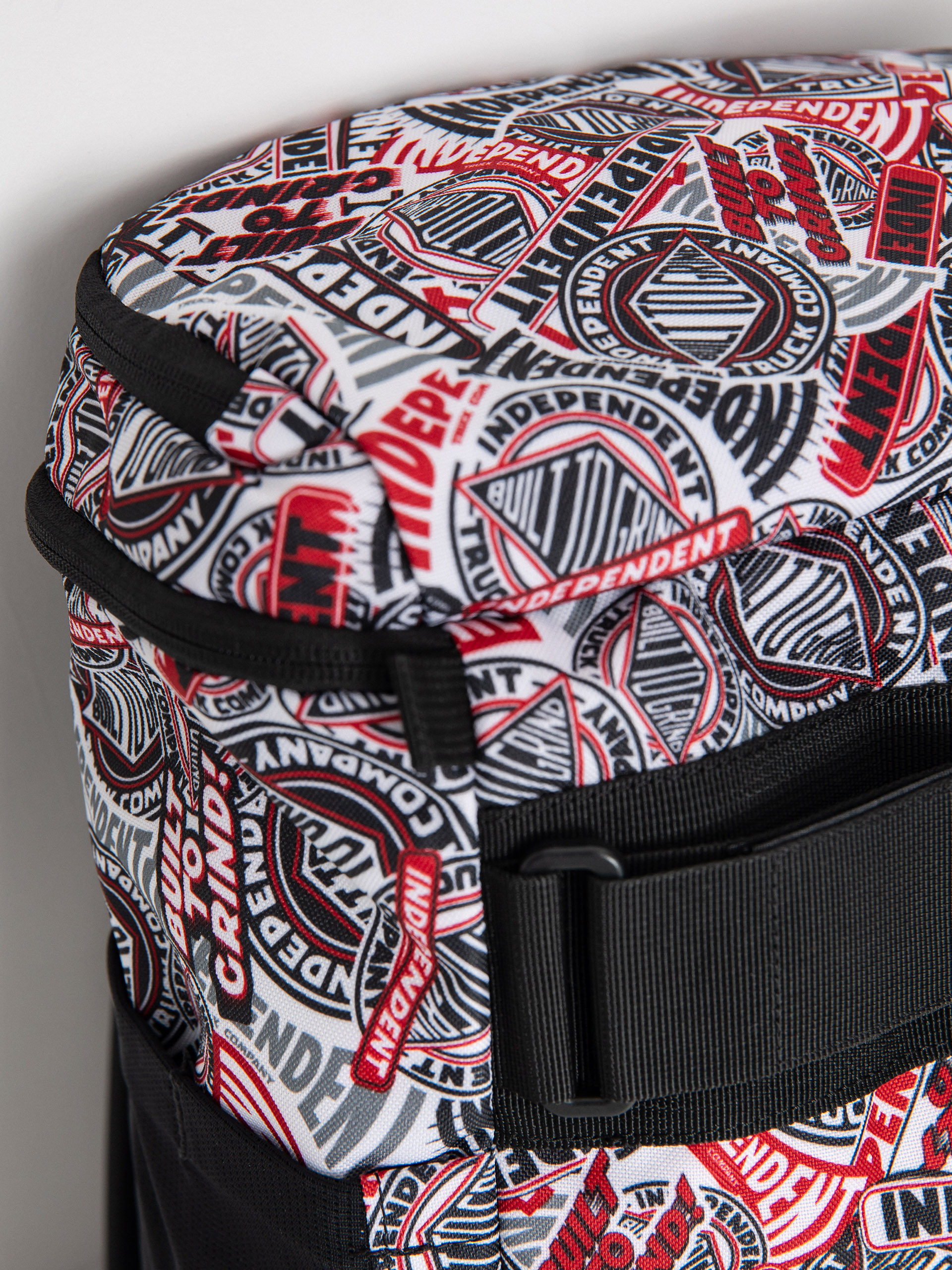 Hátizsák Dakine X Independent Mission Street Pack 25L (independent)