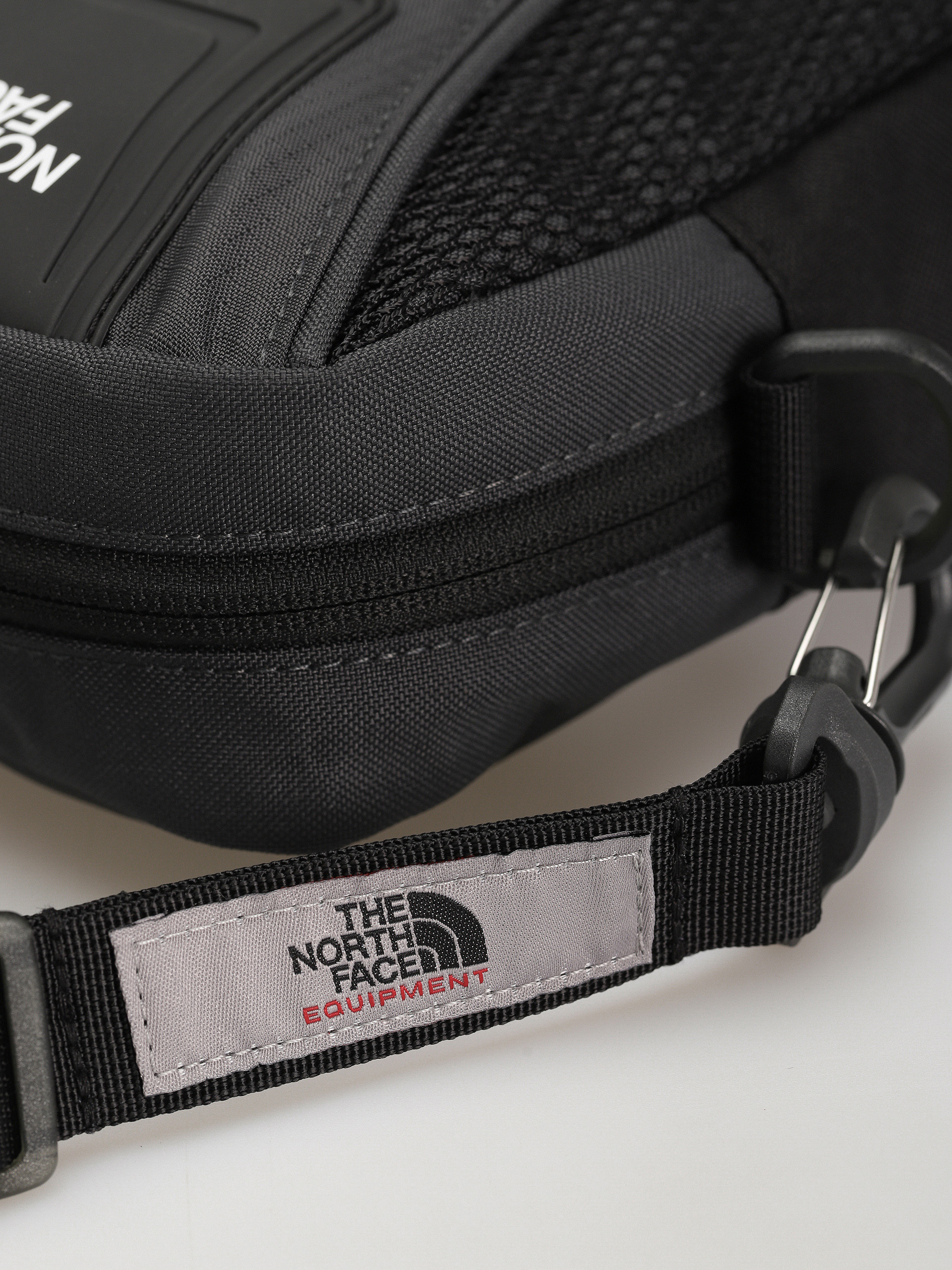 The North Face Y2K Shoulder Bag Táska (tnf black asphalt grey)