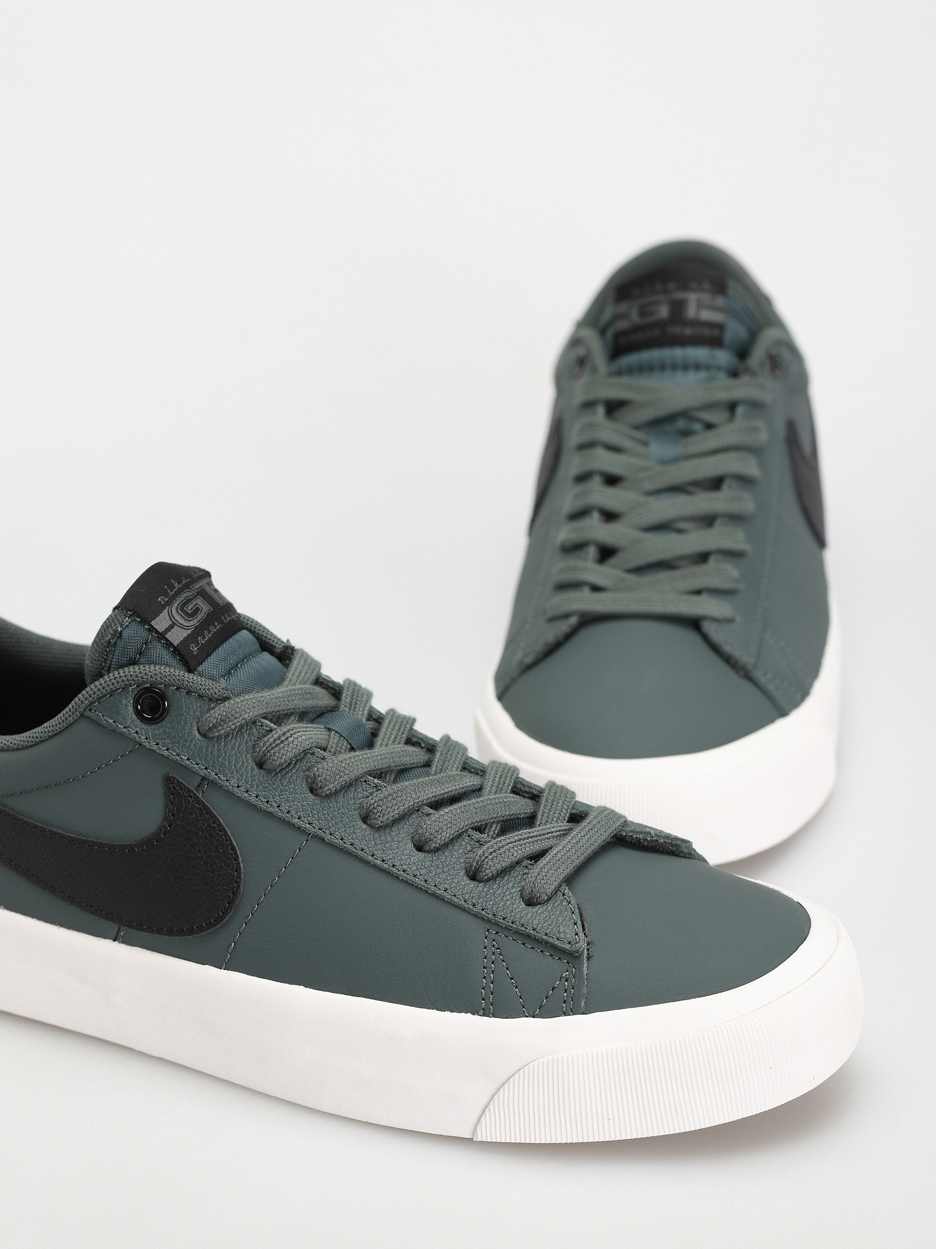 Nike SB Blazer Low Pro Gt Cipők (vintage green/black vintage green)