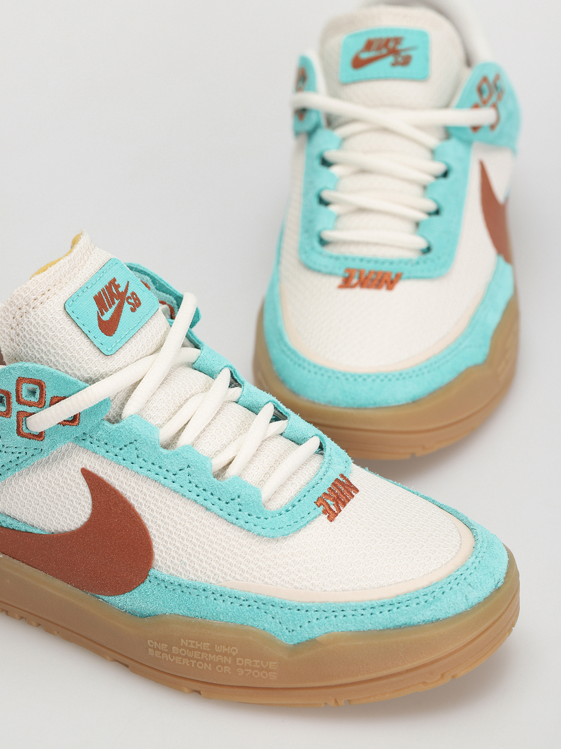 Nike SB Day One JR Cipők (green frost/dark russet phantom)