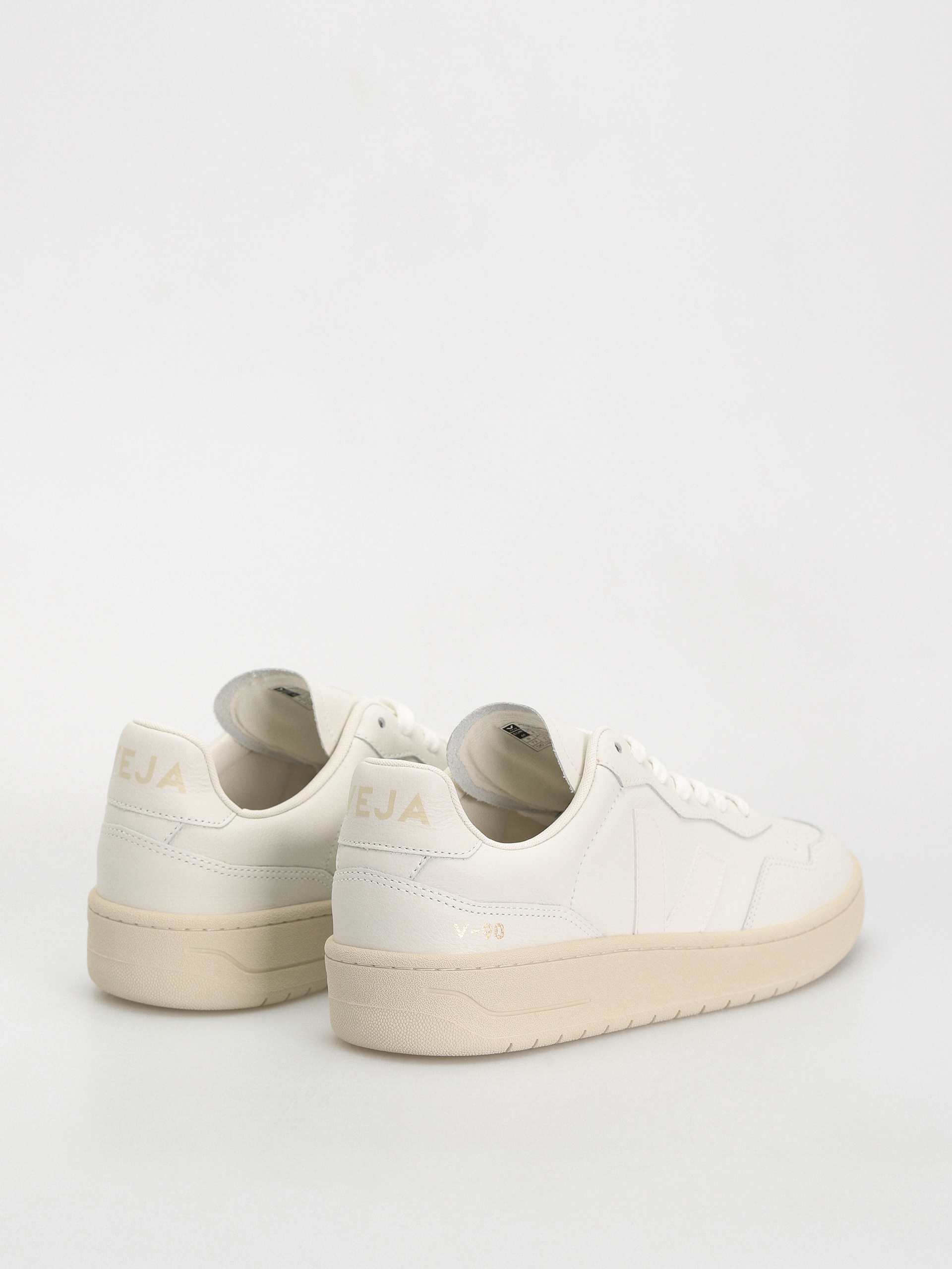 Veja V-90 Cipők (extra white)