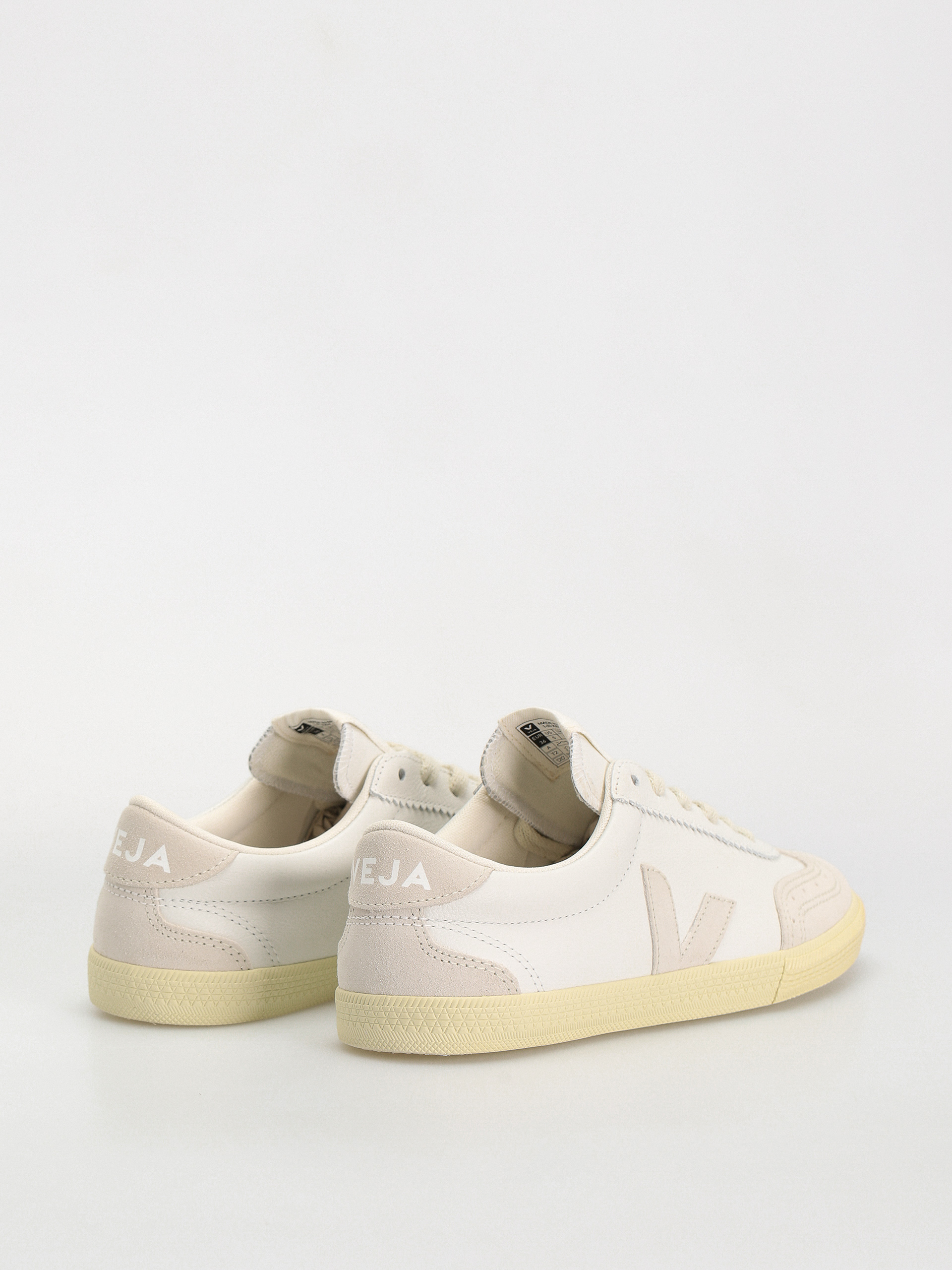Veja Volley Wmn Cipők (white natural)