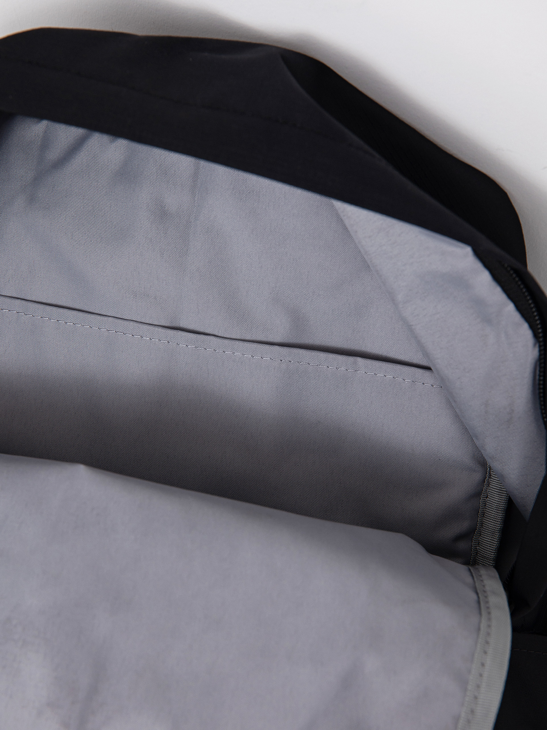 Columbia Trail Traveler 18L Hátizsák (black)