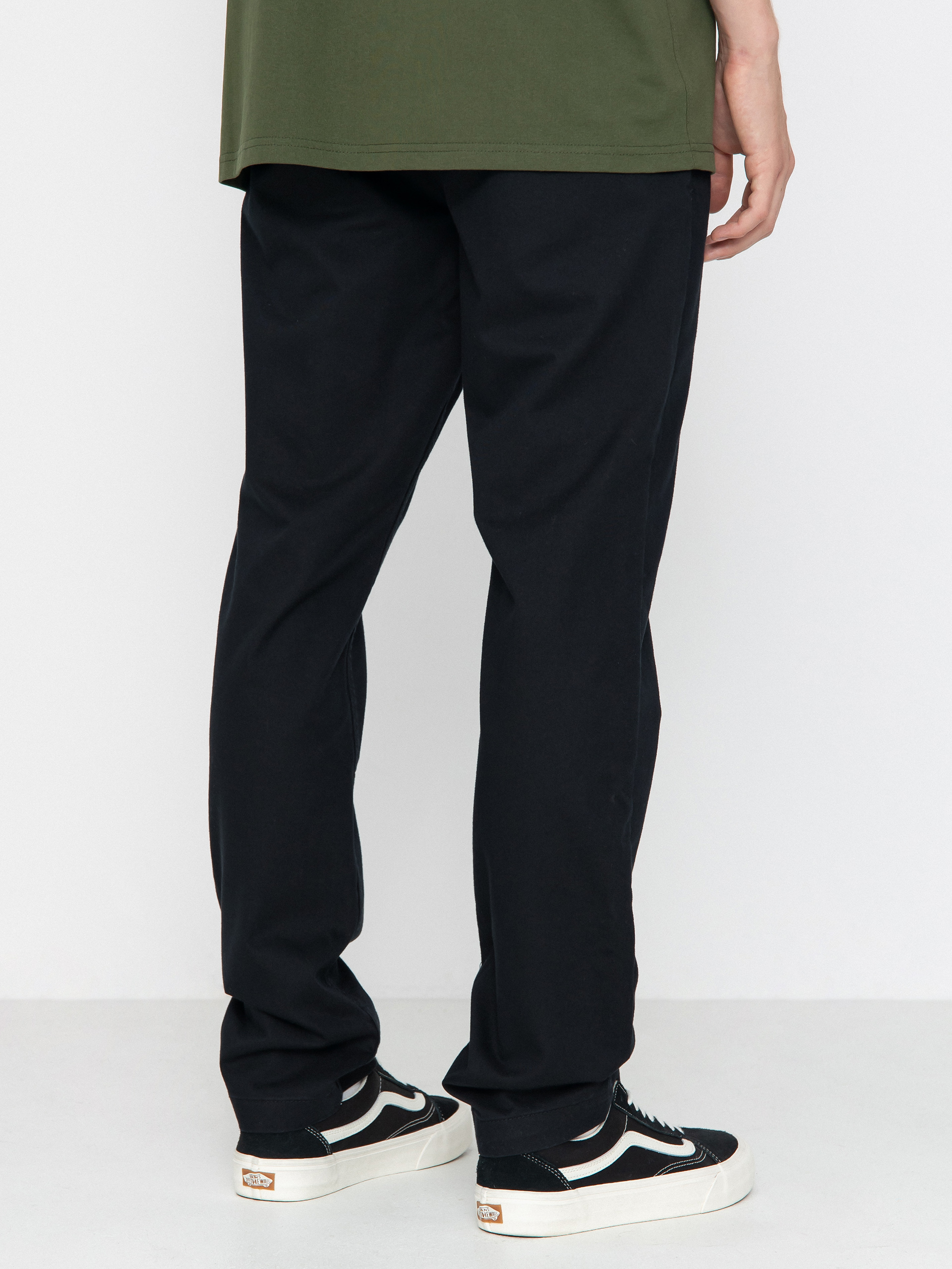 Vans Authentic Chino Slim Kisnadrág (black)