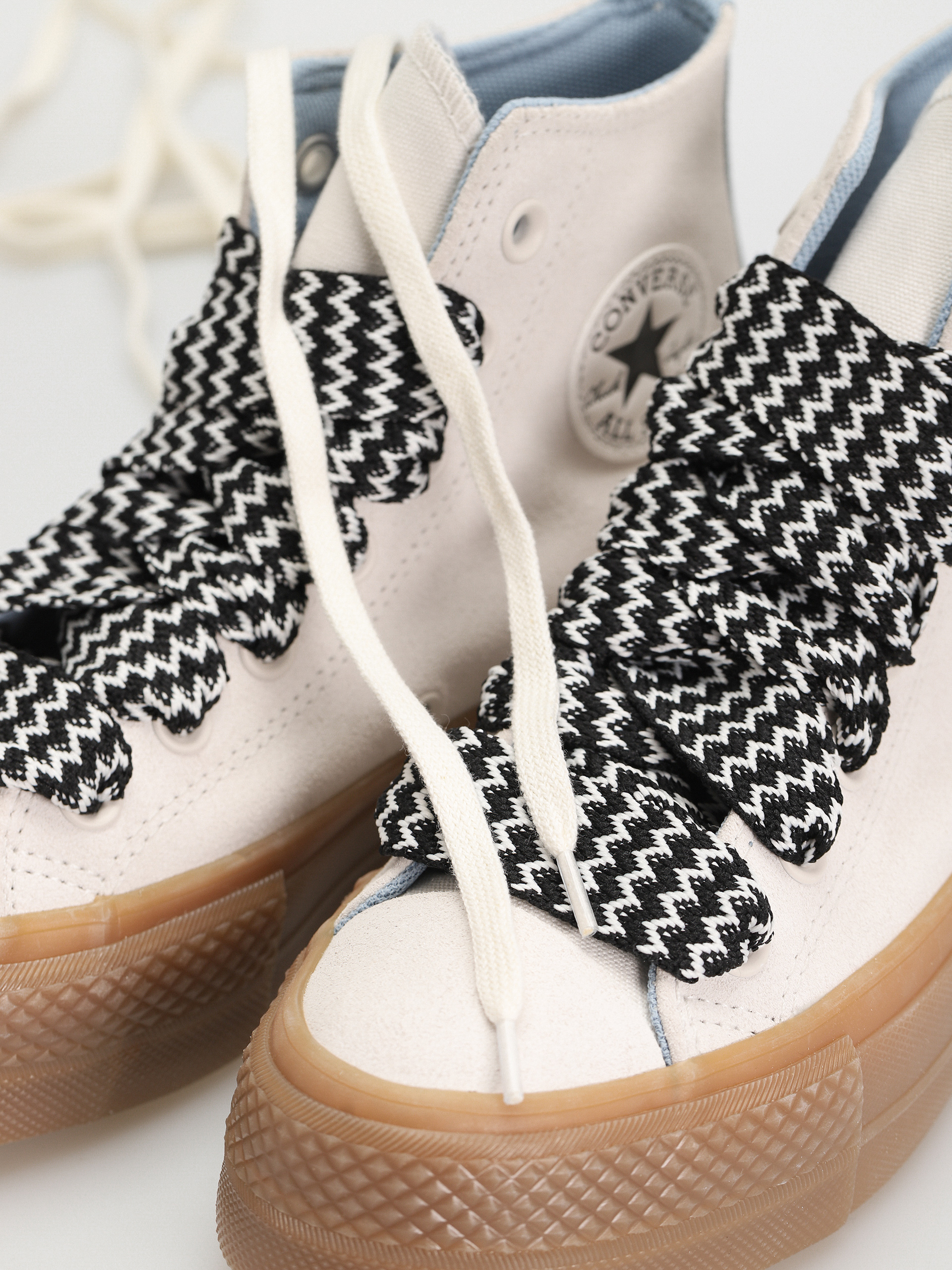 Converse Chuck Taylor All Star Lift Hi Wmn Tornacipők (vintage white/out of the blue)