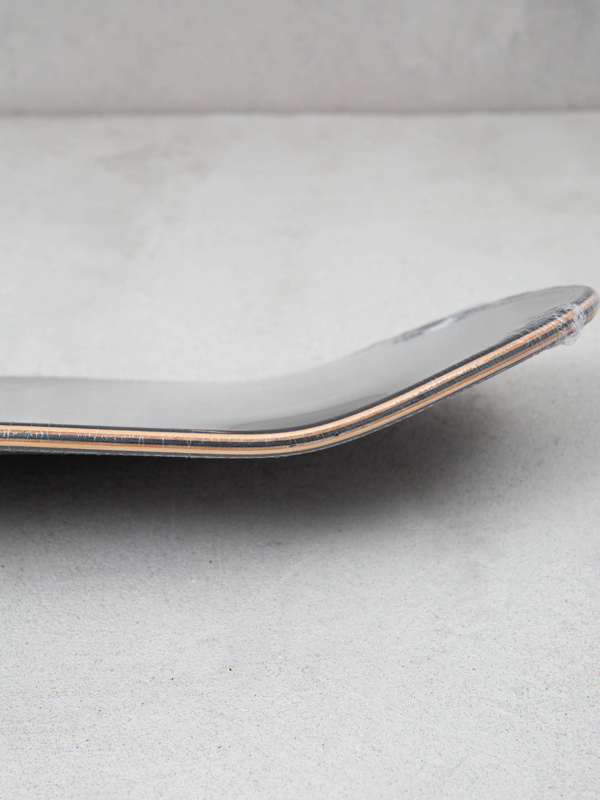 Antiz Bruegel Hirsch Gördeszka lap (black)