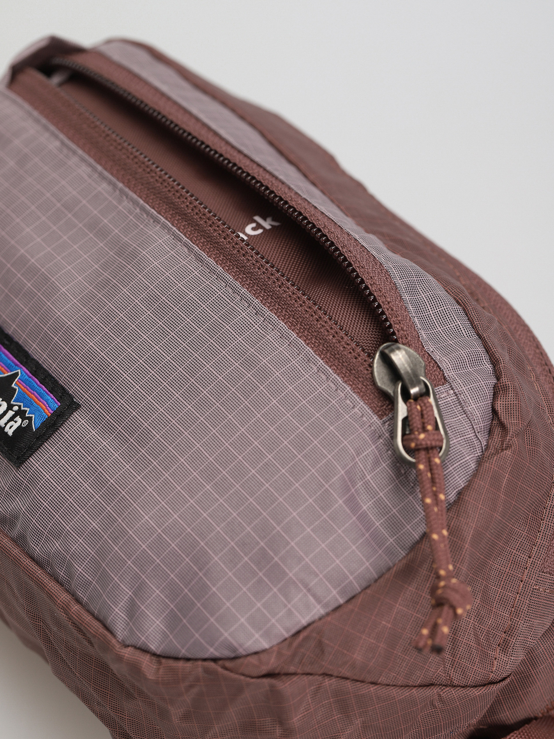 Övtáska Patagonia Ultralight Black Hole Mini Hip Pack (dulse mauve)