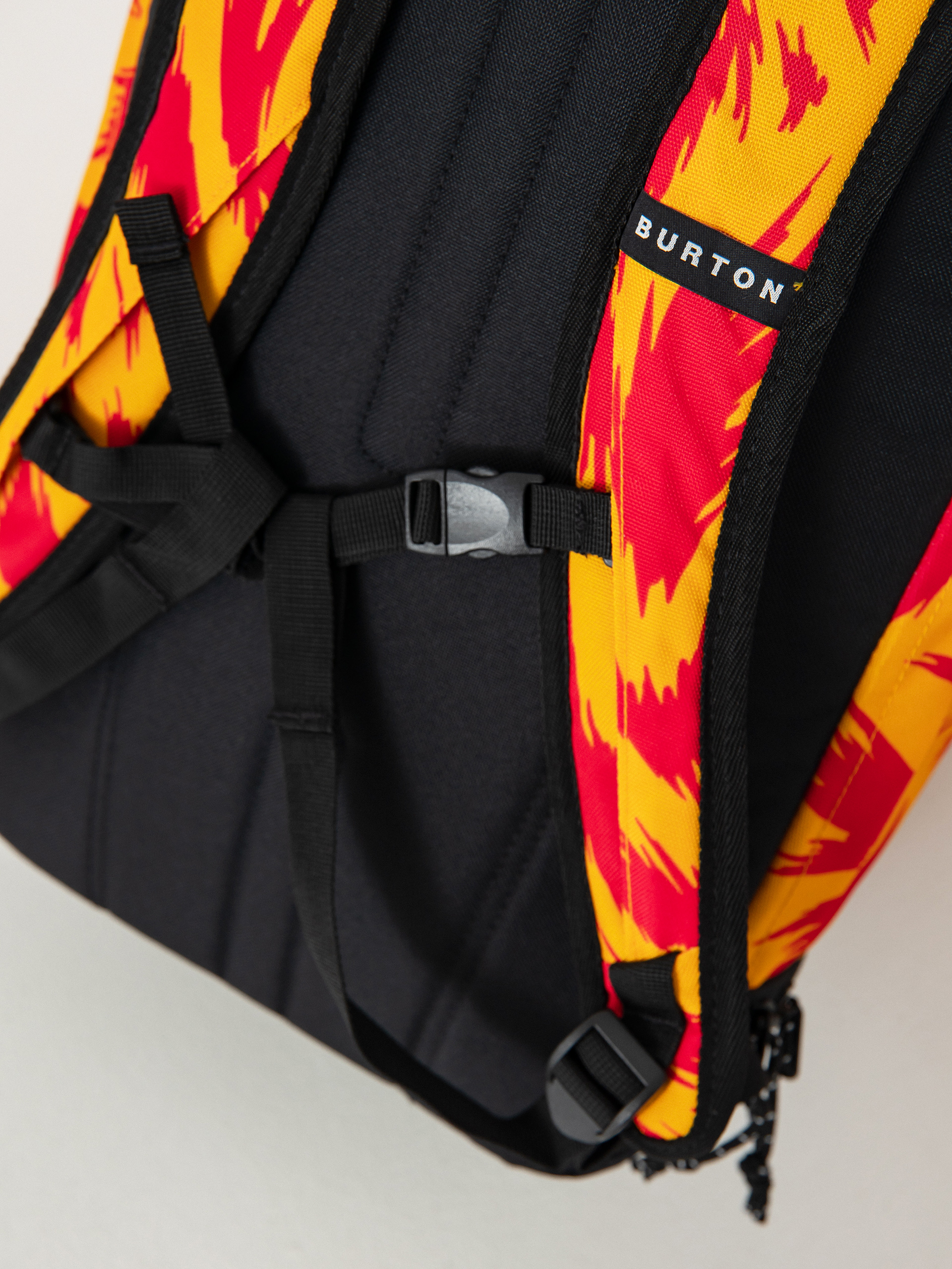 Hátizsák Burton Distortion 18L JR (fur goldenrod)