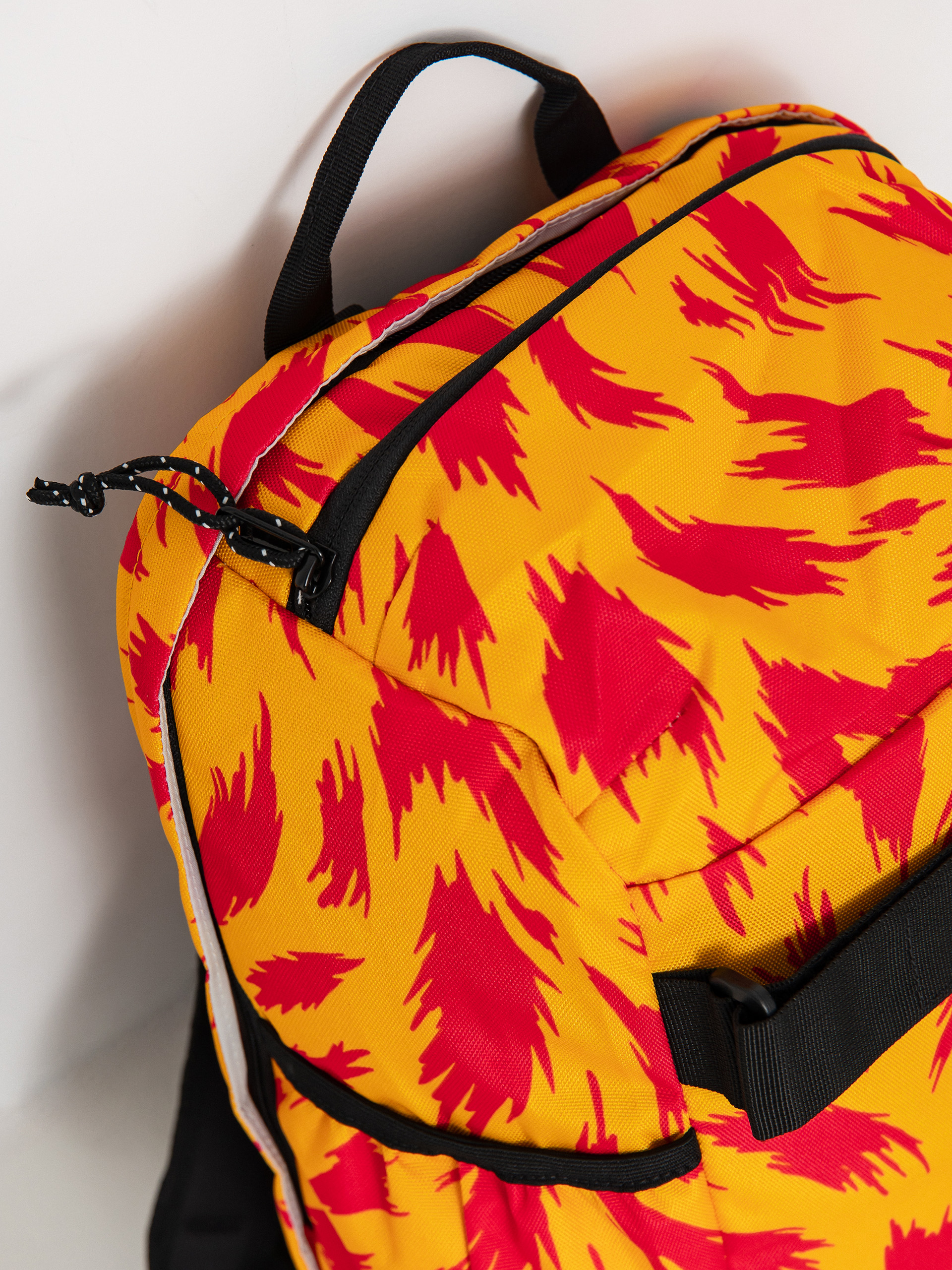 Hátizsák Burton Distortion 18L JR (fur goldenrod)