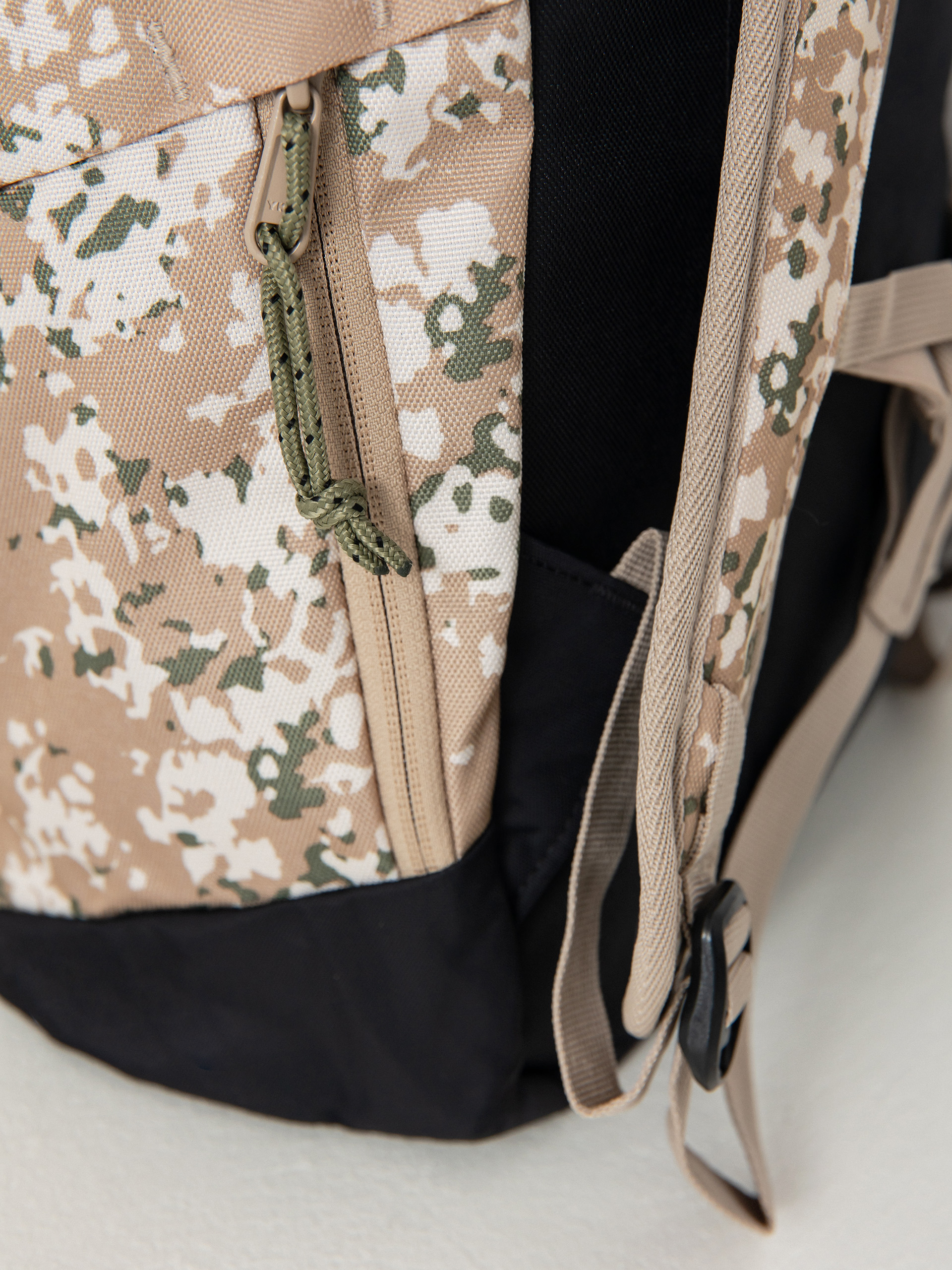 Hátizsák Burton Kilo 2.0 27L (snowfall camo)