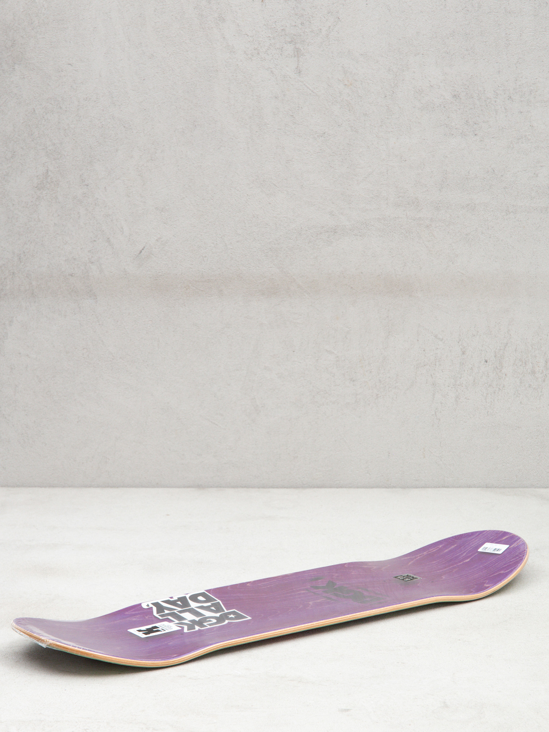 Gördeszka lap DGK Graffiti Boy (assorted)