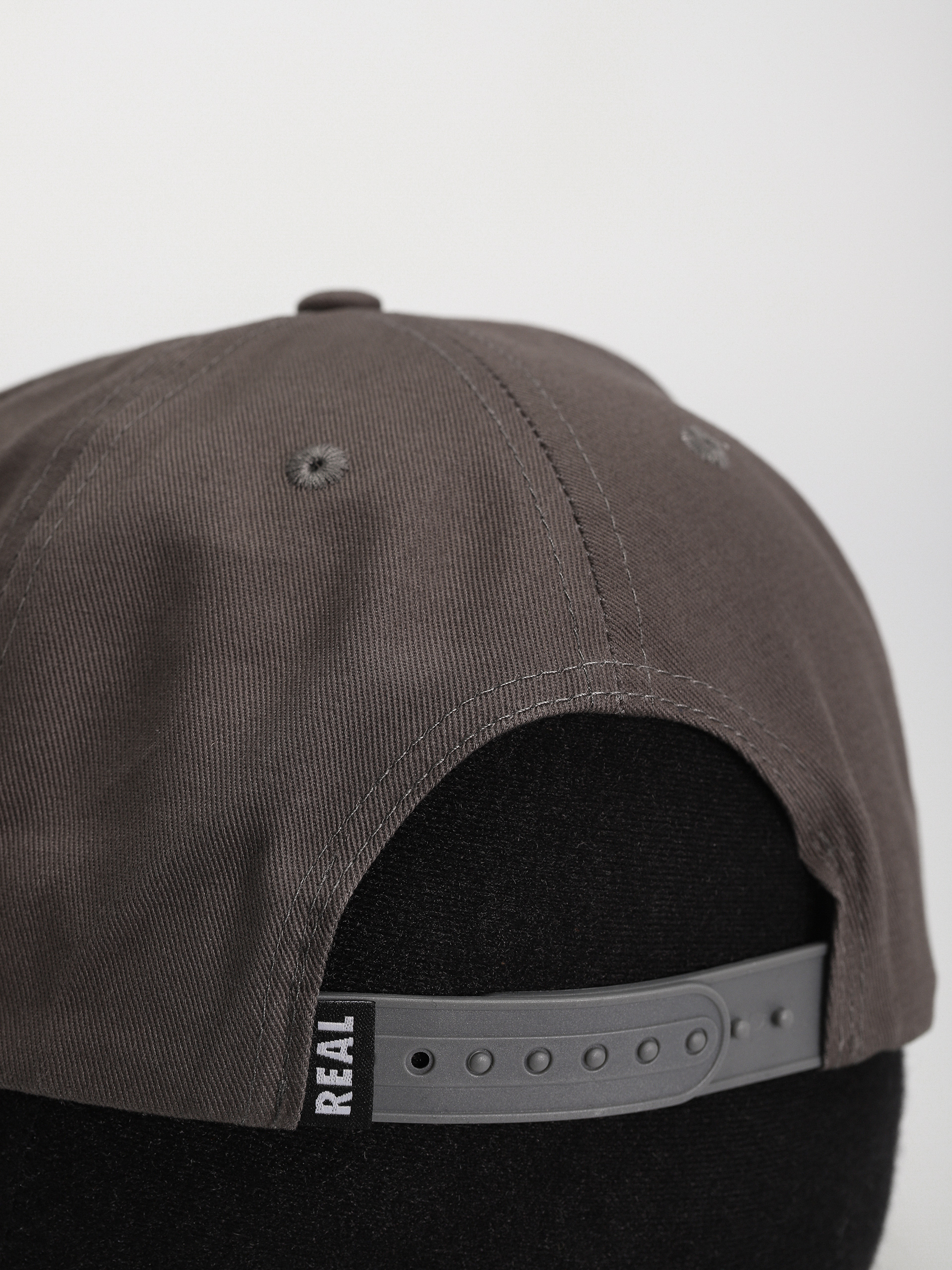 Real Oval Emb Snap Baseball sapka (charcoal)