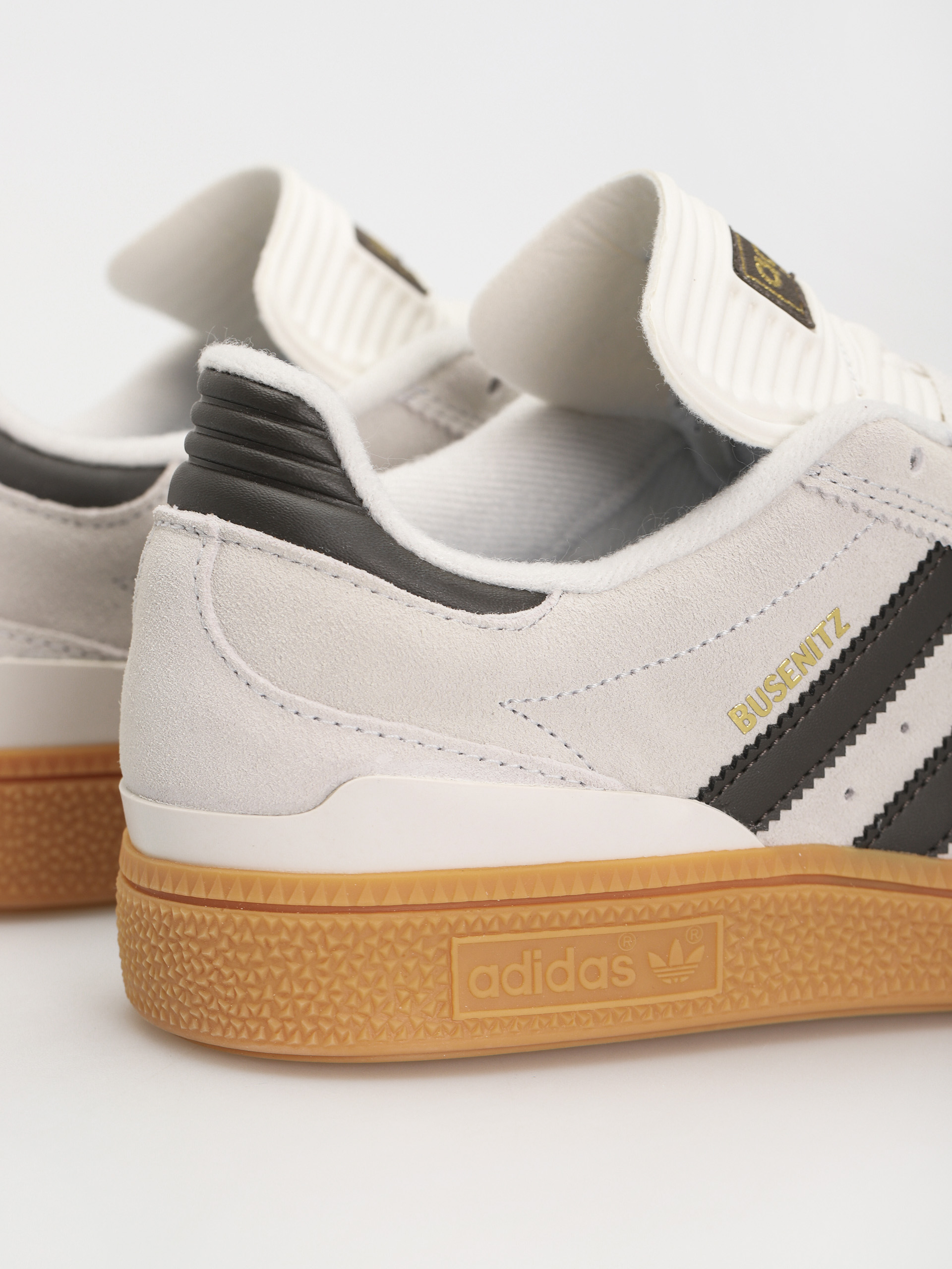 adidas Busenitz Cipők (crywht/shaoli/gum3)