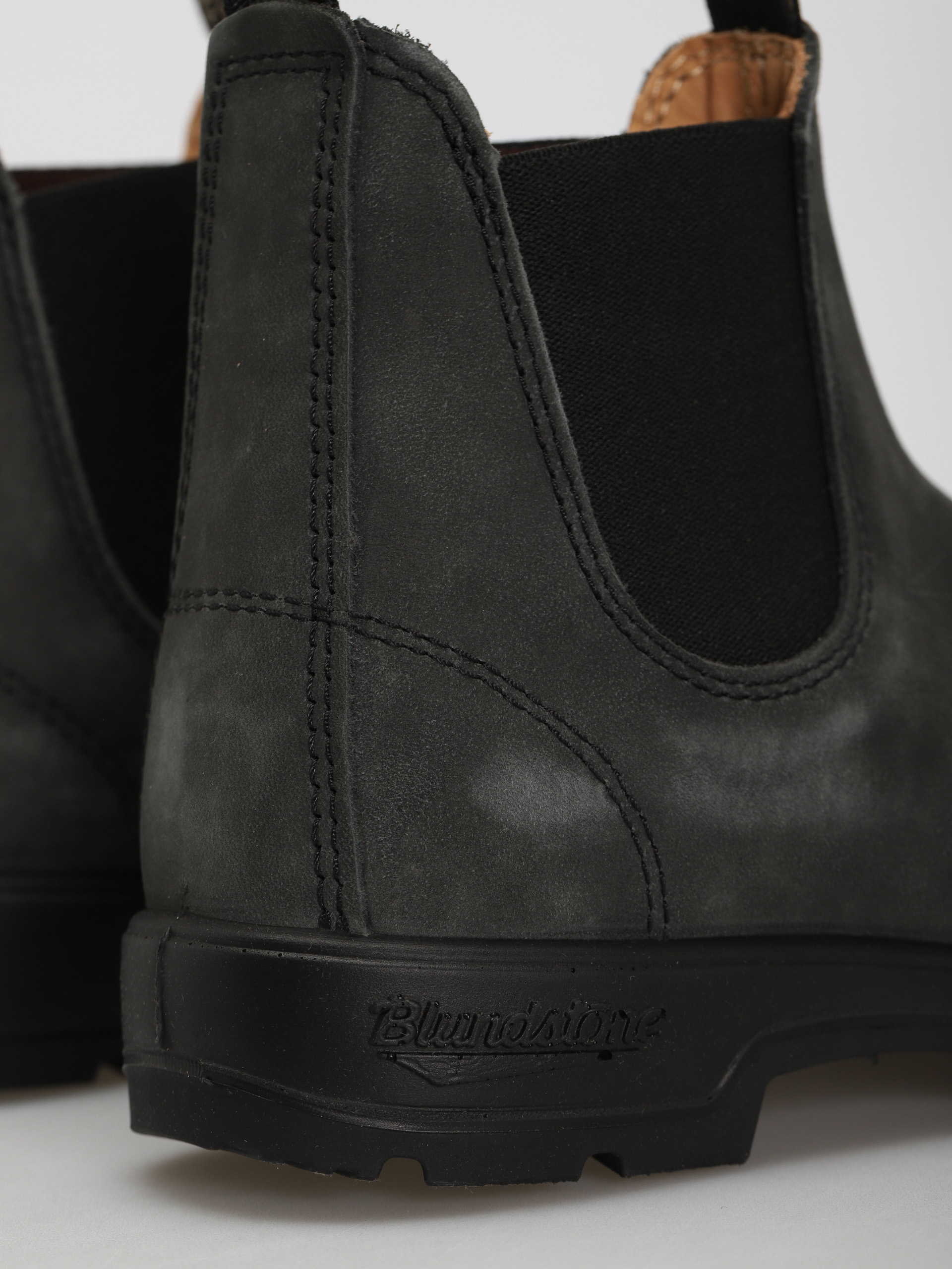 Blundstone 587 Cipők (rustic black)