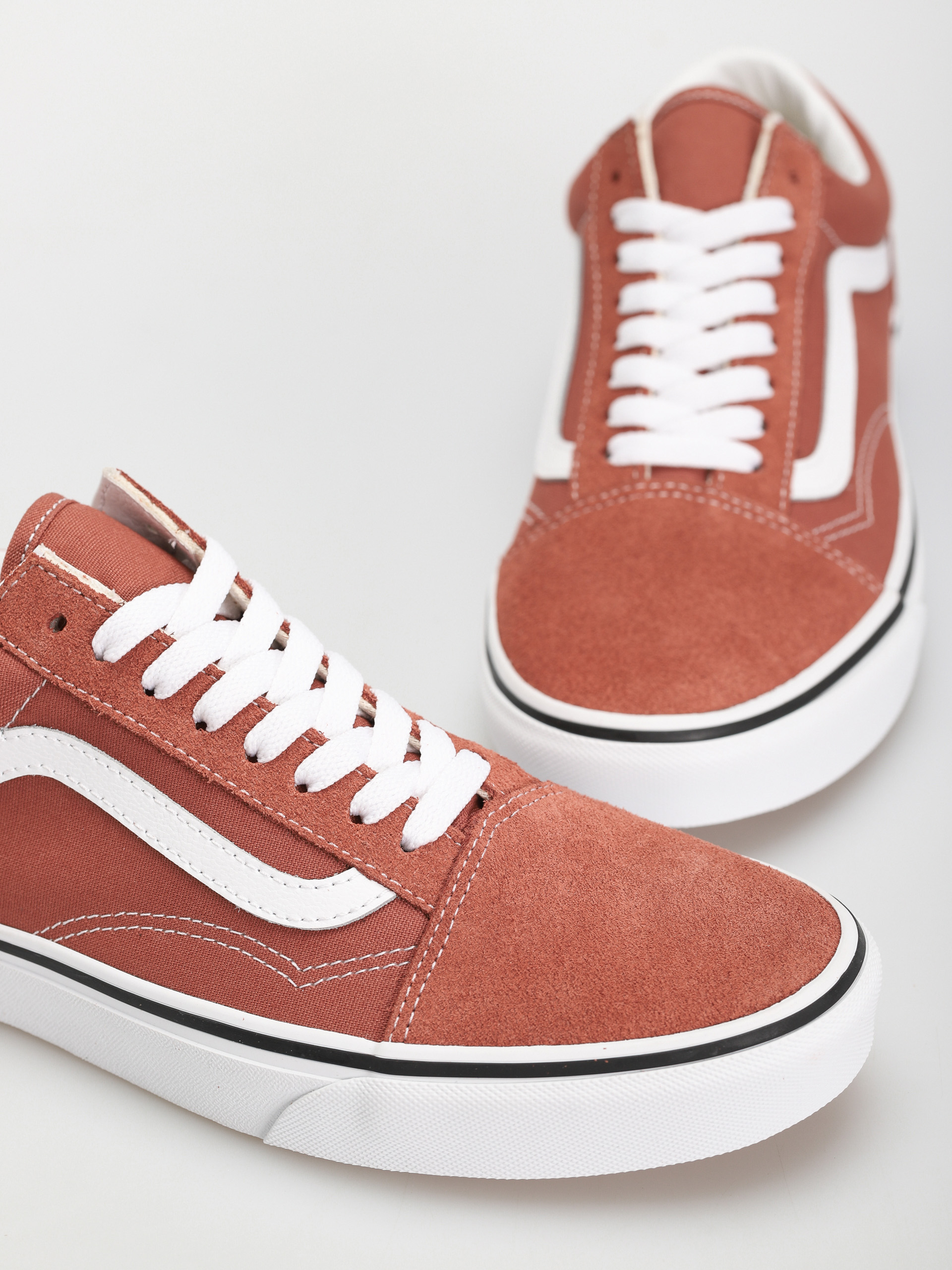 Vans Old Skool Cipők (color theory auburn)