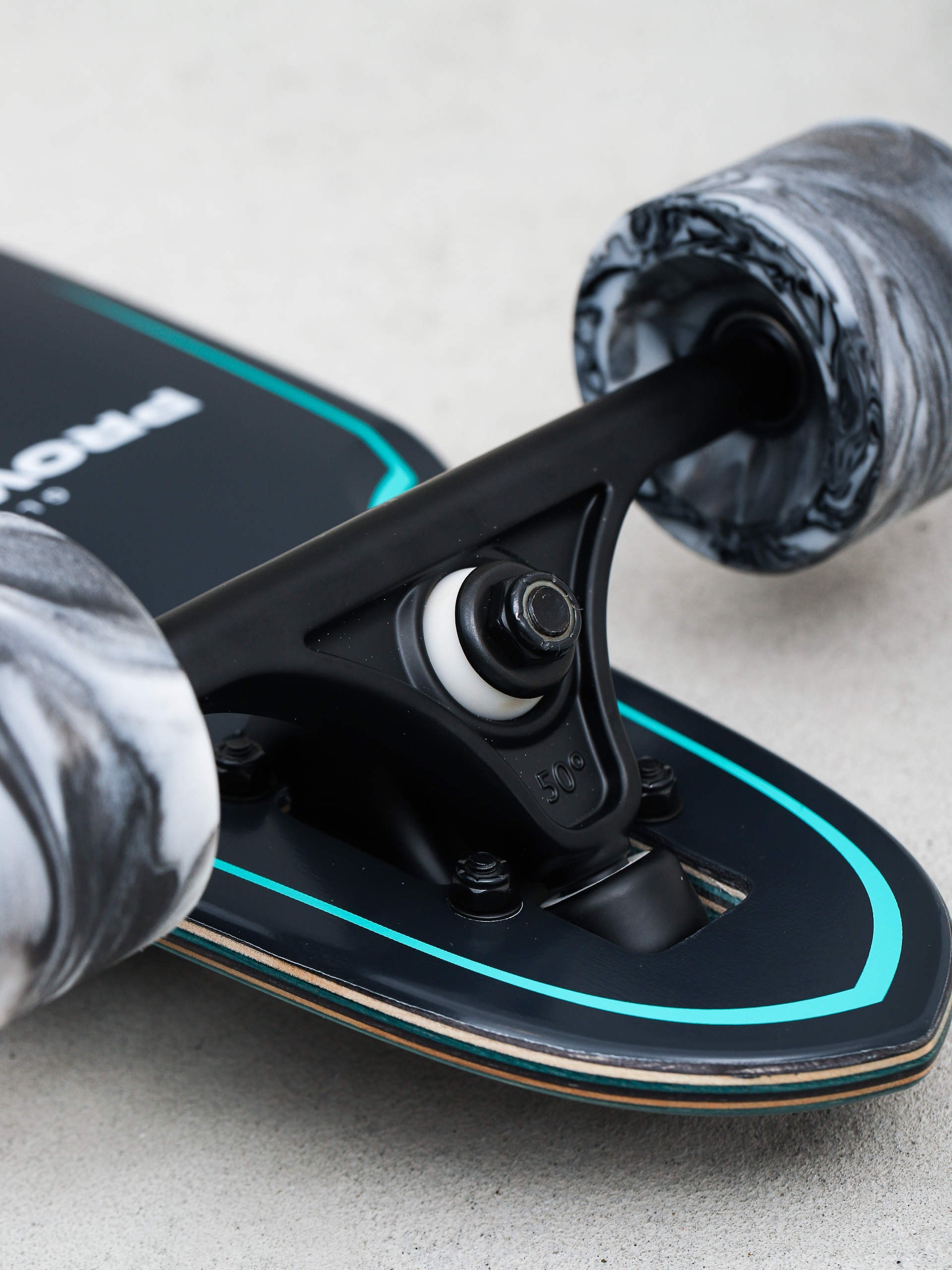 Globe Prowler Mid Longboard (green flames)