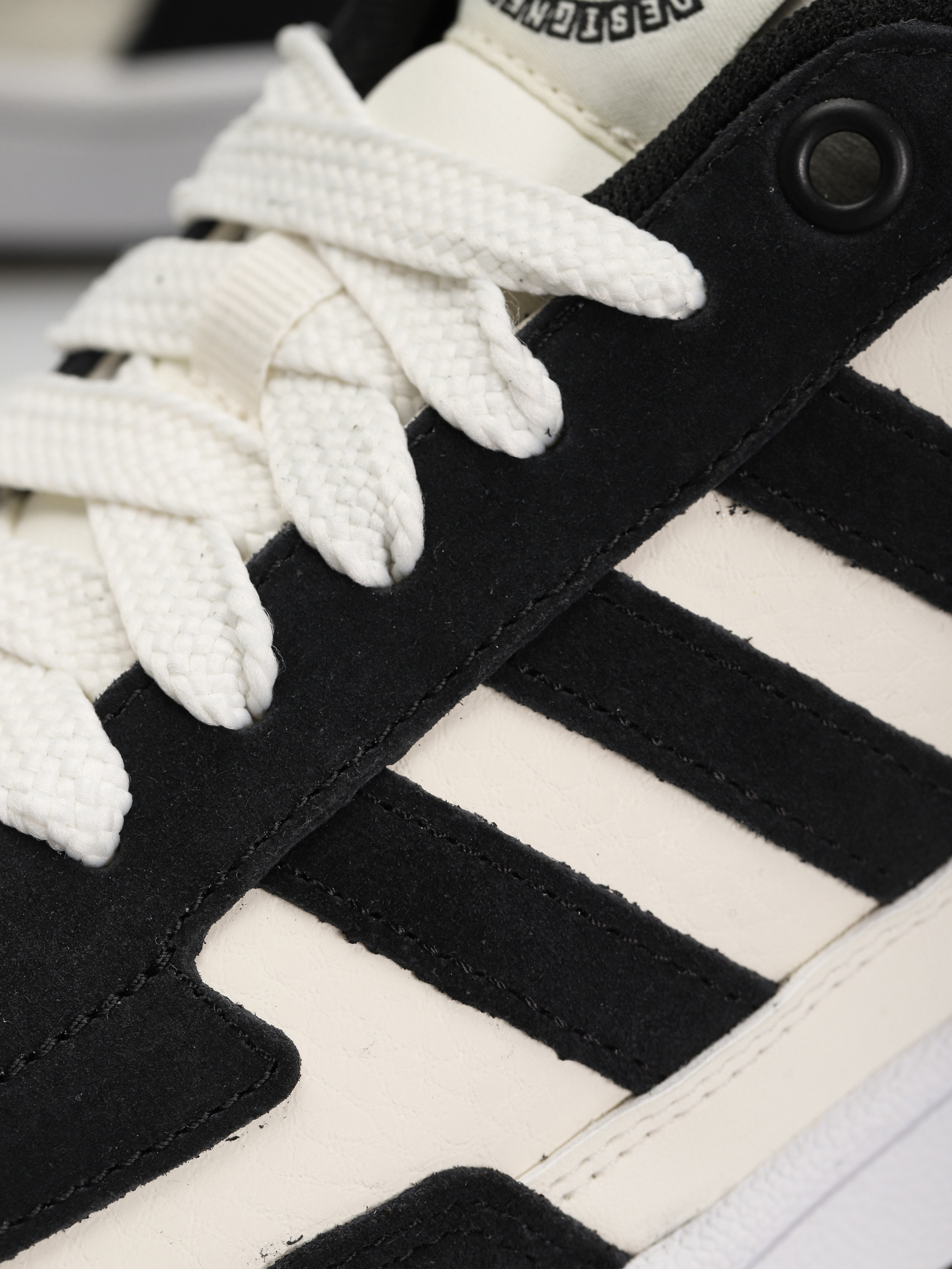 adidas Rapid Court Low Cipők (cblack/clowhi/ftwwht)