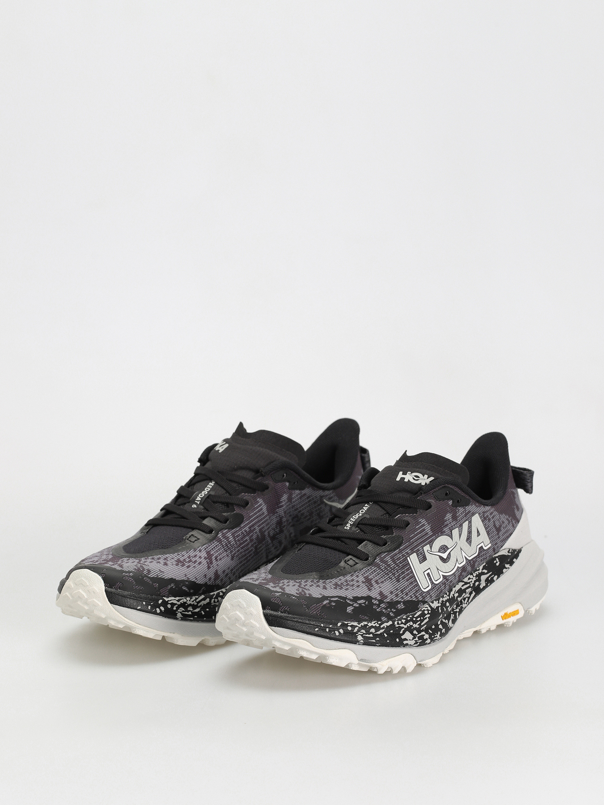 Hoka Speedgoat 6 Cipők (black/stardust)
