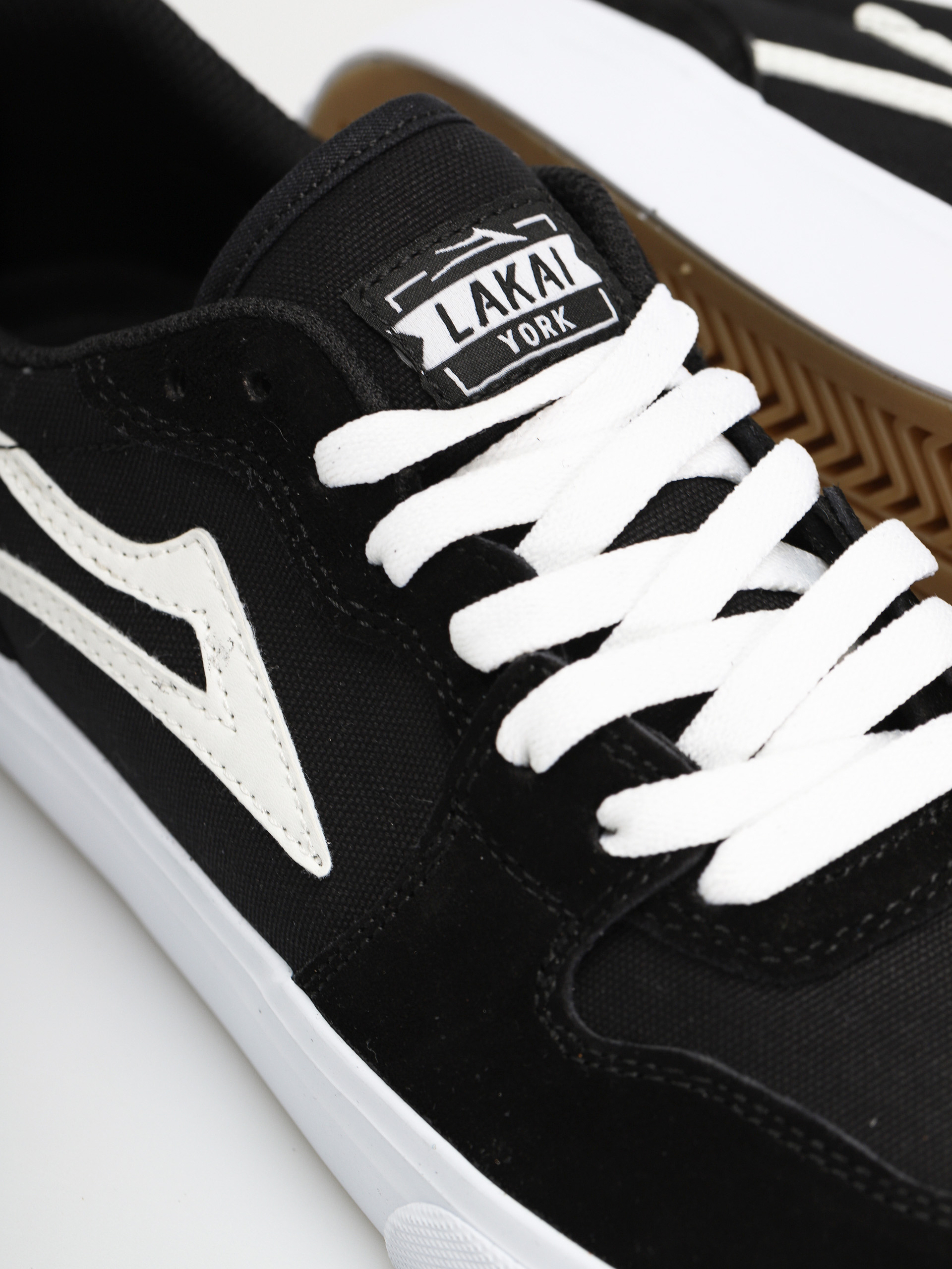 Lakai York Cipők (black white)