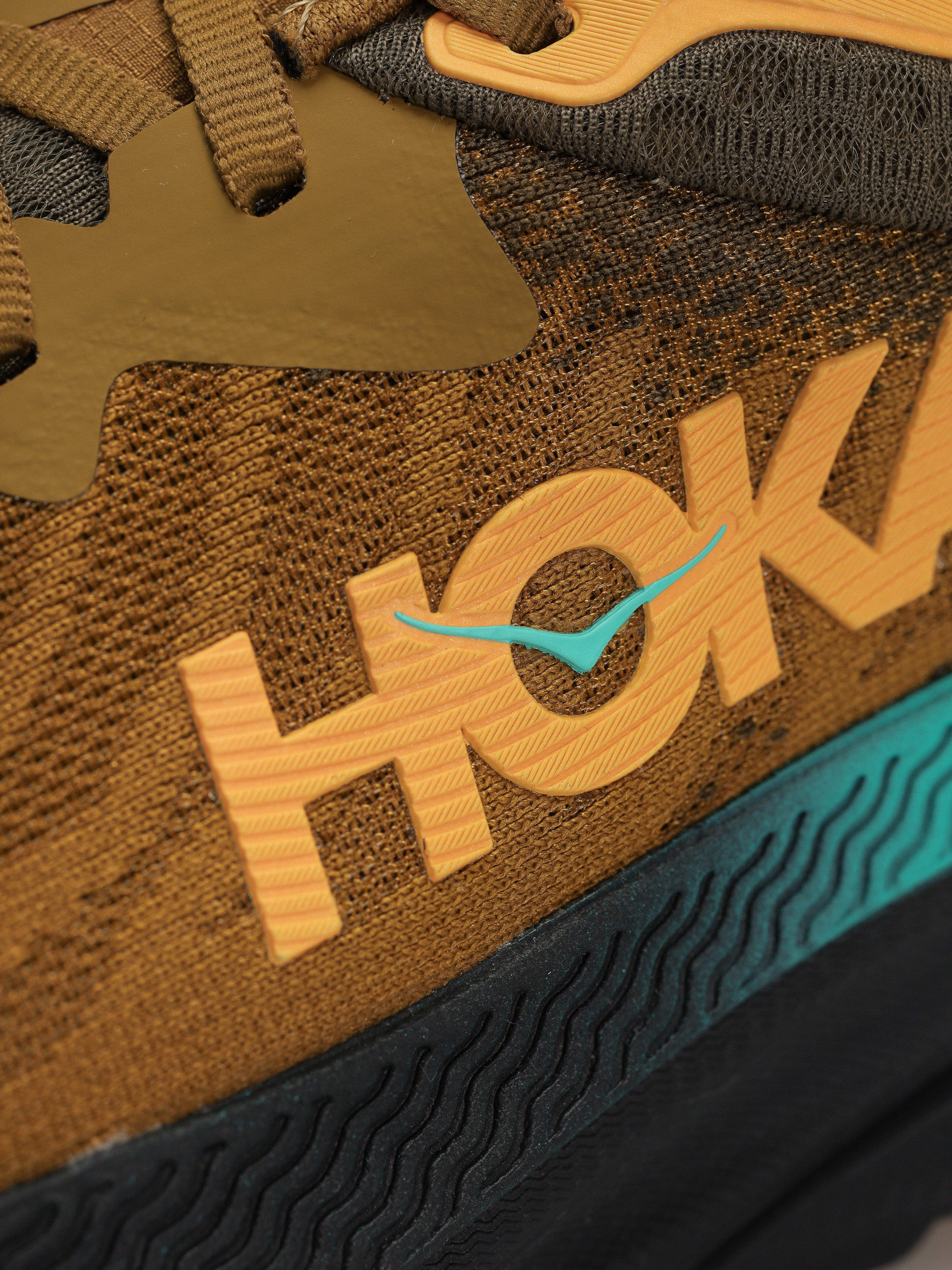 Hoka Challenger ATR 7 Cipők (honey/black)