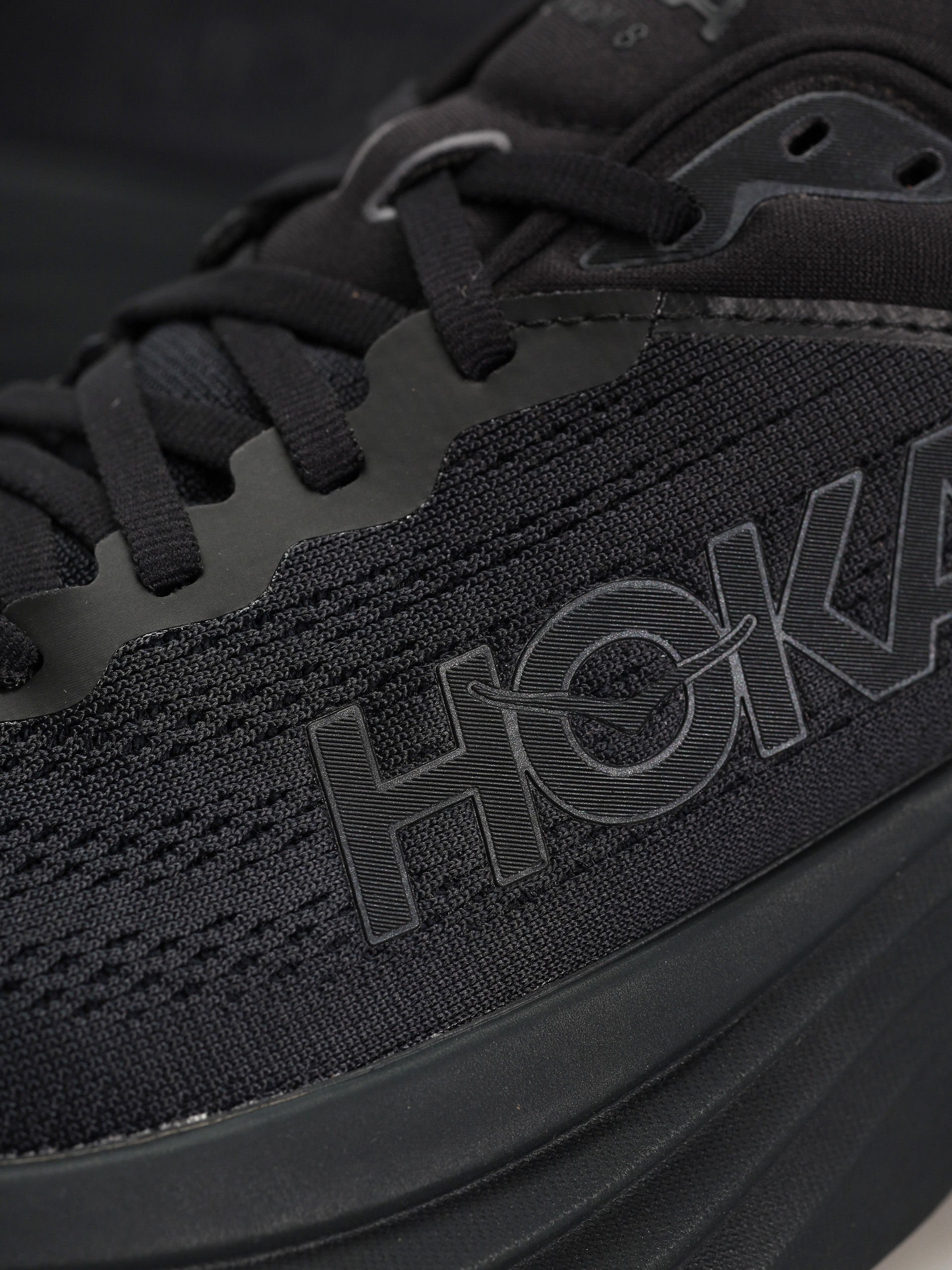 Hoka Bondi 8 Cipők (black/black)