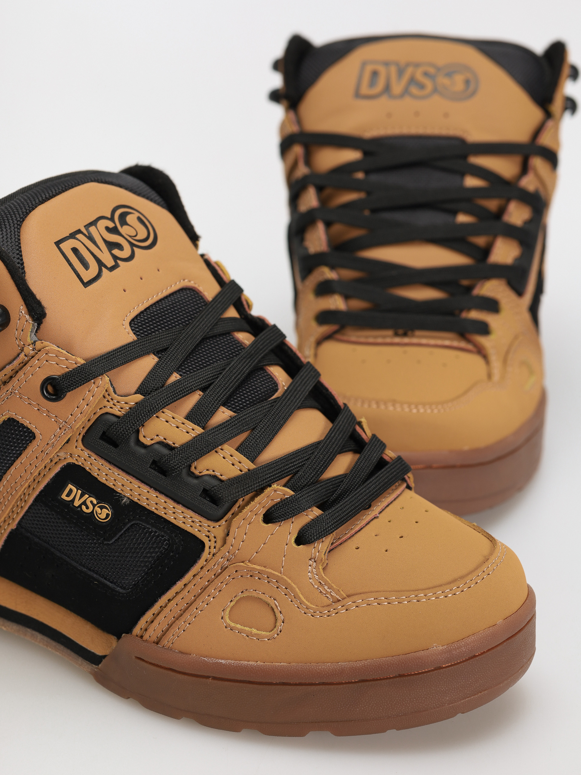 DVS Comanche Boot Cipők (chamois/black/gum)