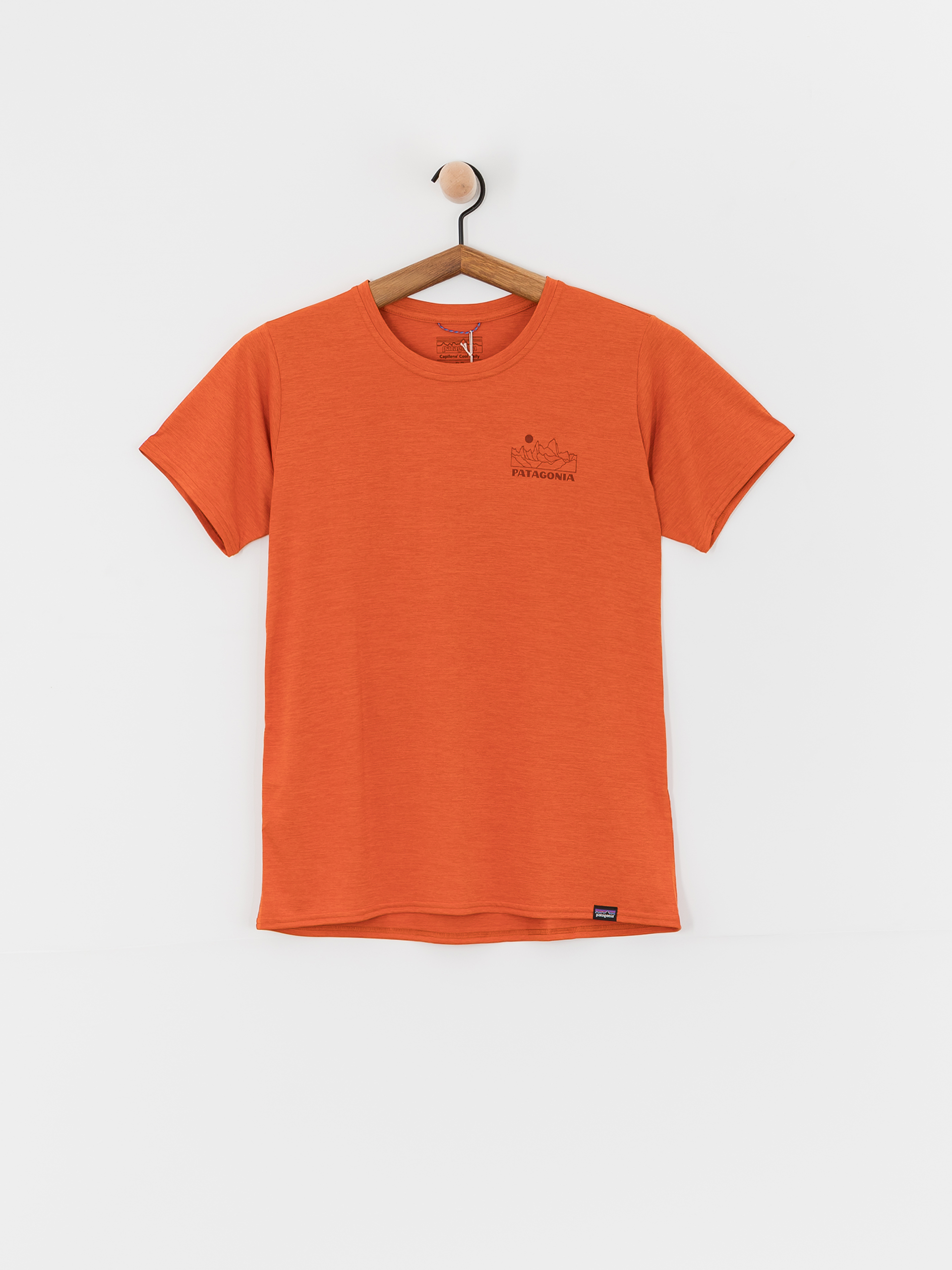 Póló Patagonia Cap Cool Daily Graphic Lands Wmn (trailways redtail rust x dye)