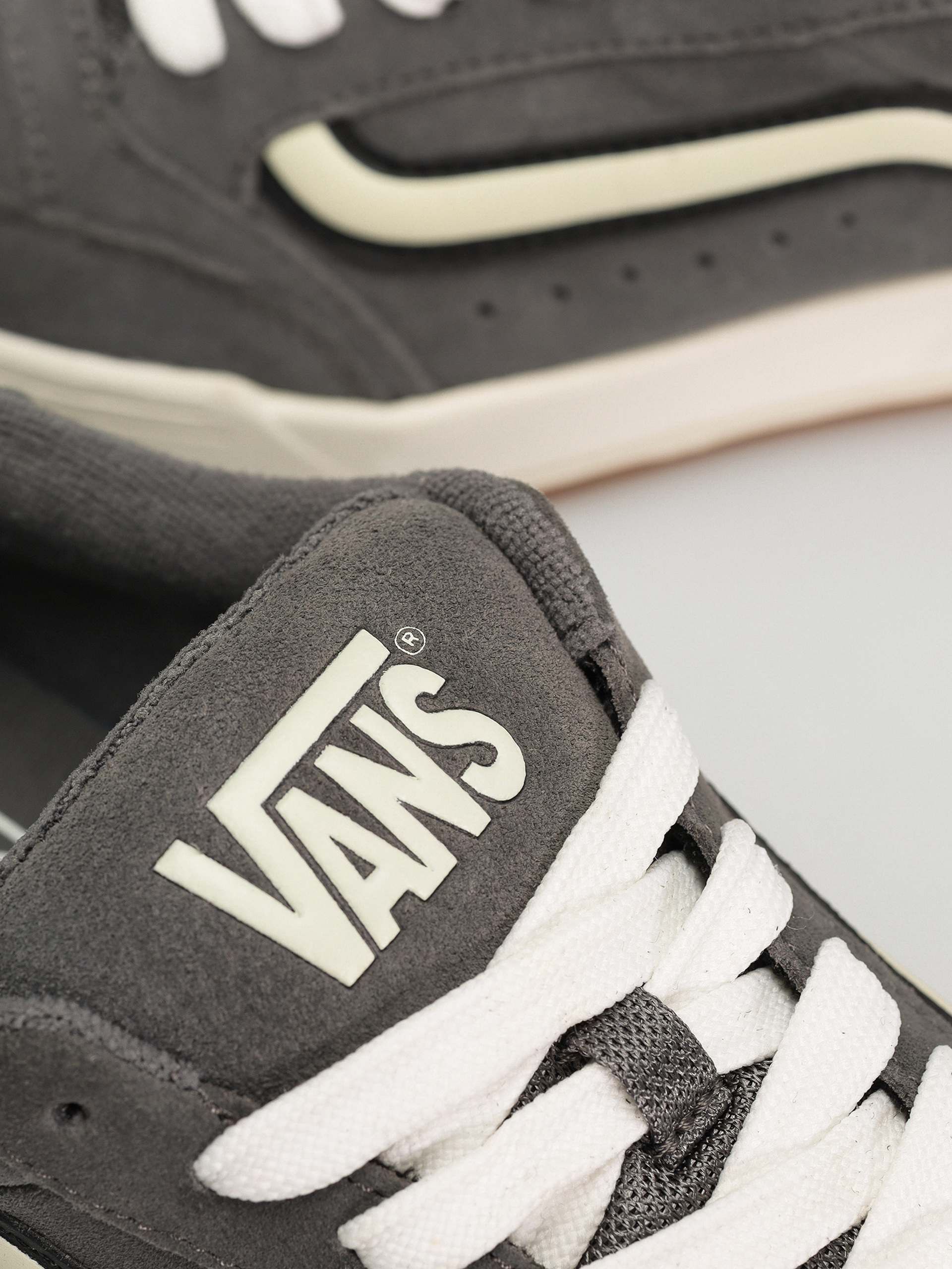 Vans Hylane Cipők (pewter/black)