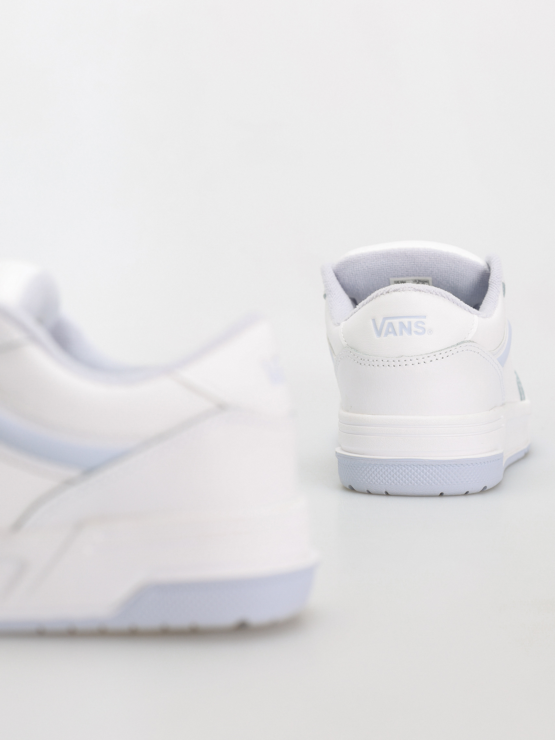 Vans Hylane Cipők (pop baby blue)
