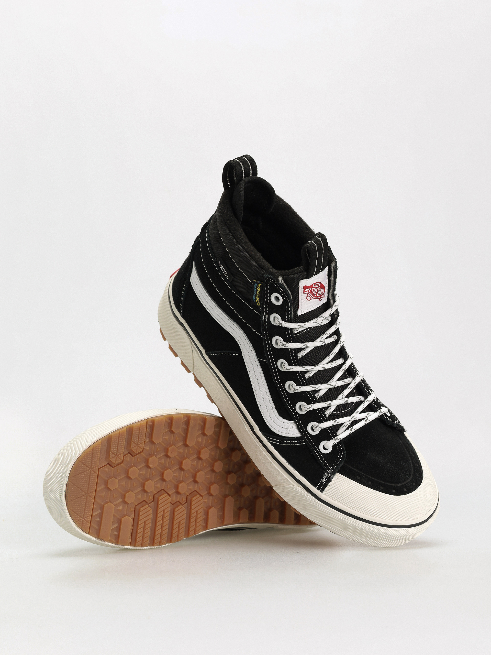 Vans Sk8 Hi Waterproof MTE Cipők (black/true white)
