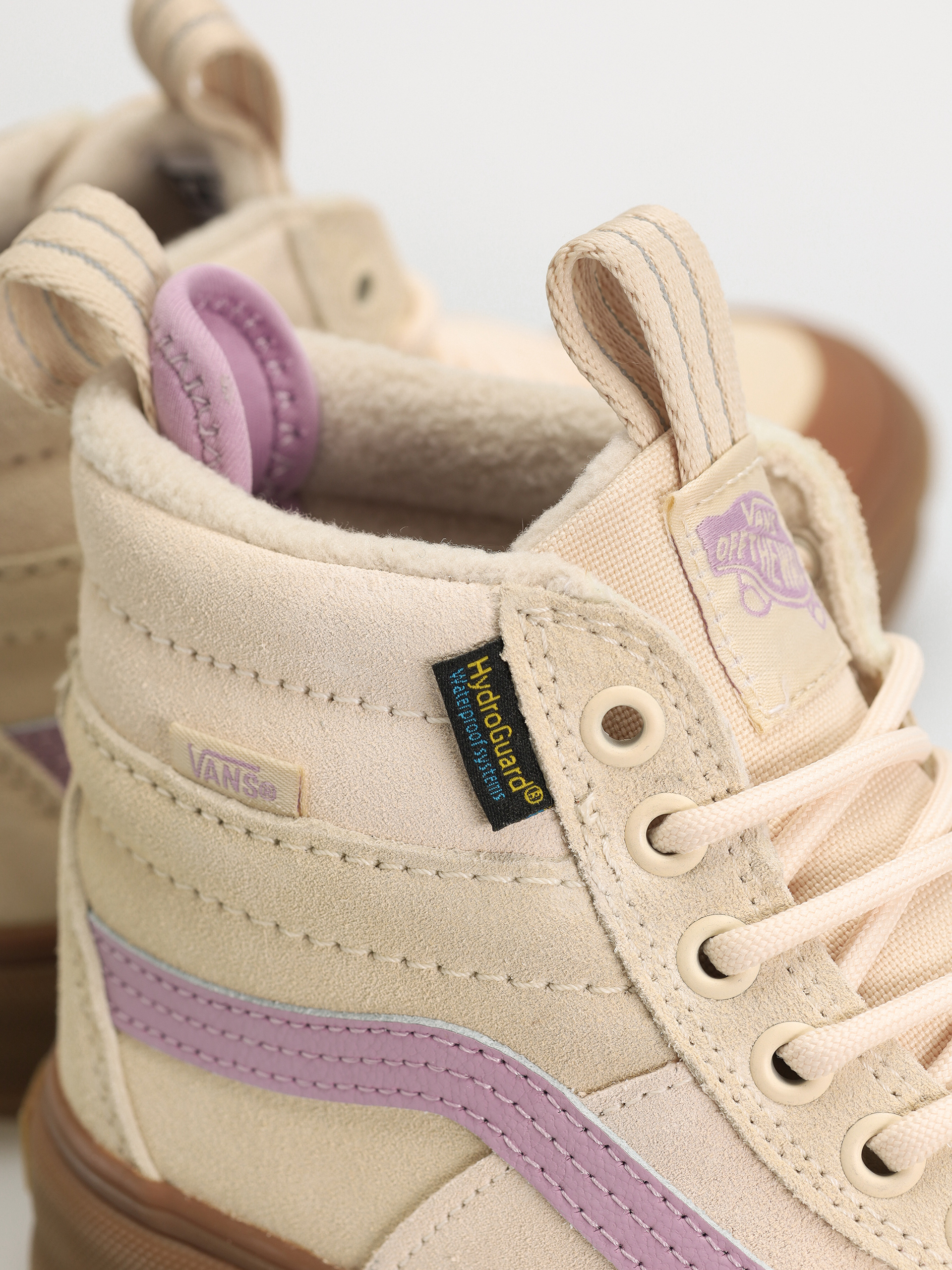 Vans Sk8 Hi Waterproof MTE Cipők (white/purple)