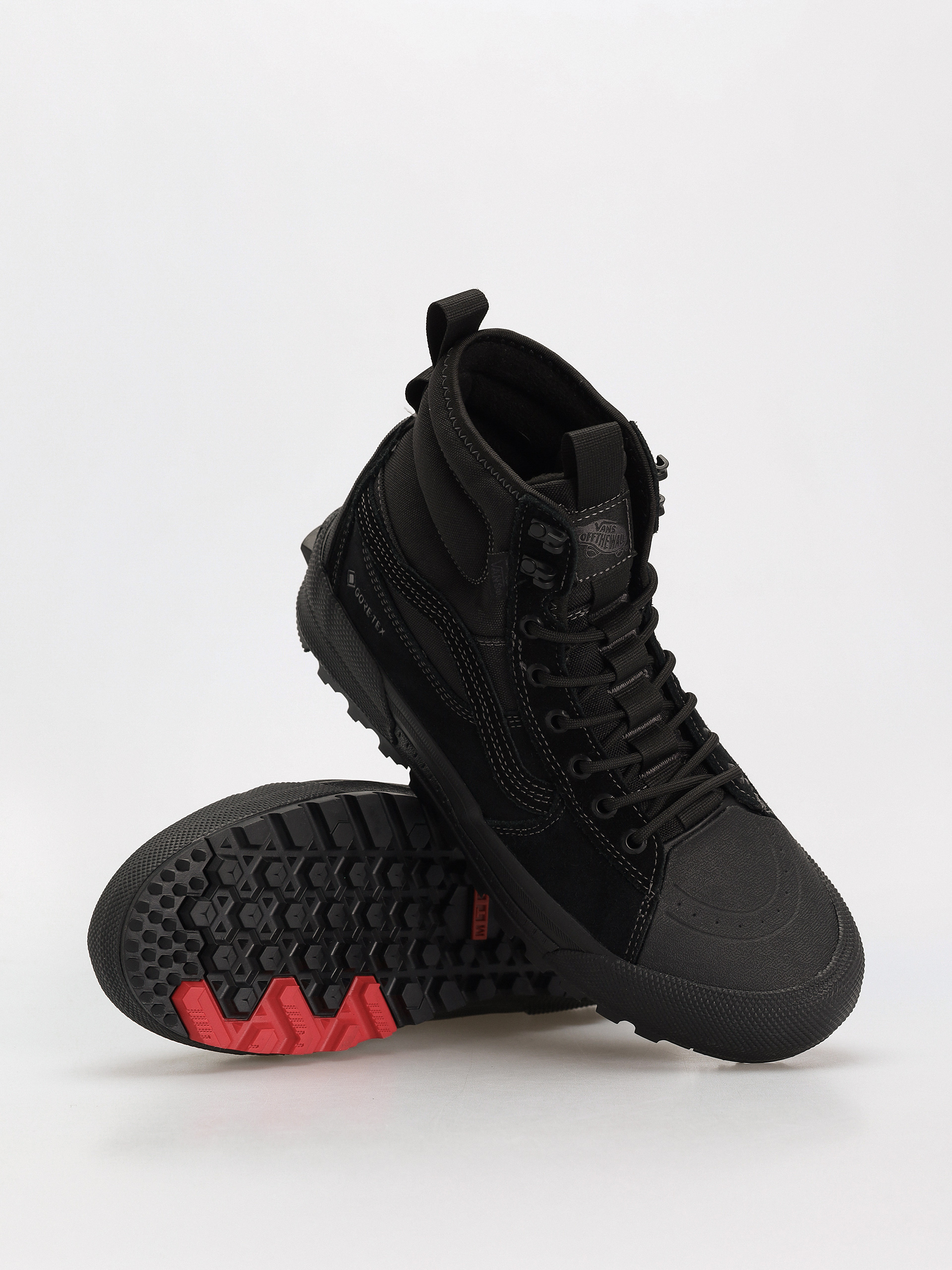 Vans Sk8 Hi Gore Tex MTE Cipők (blackout)