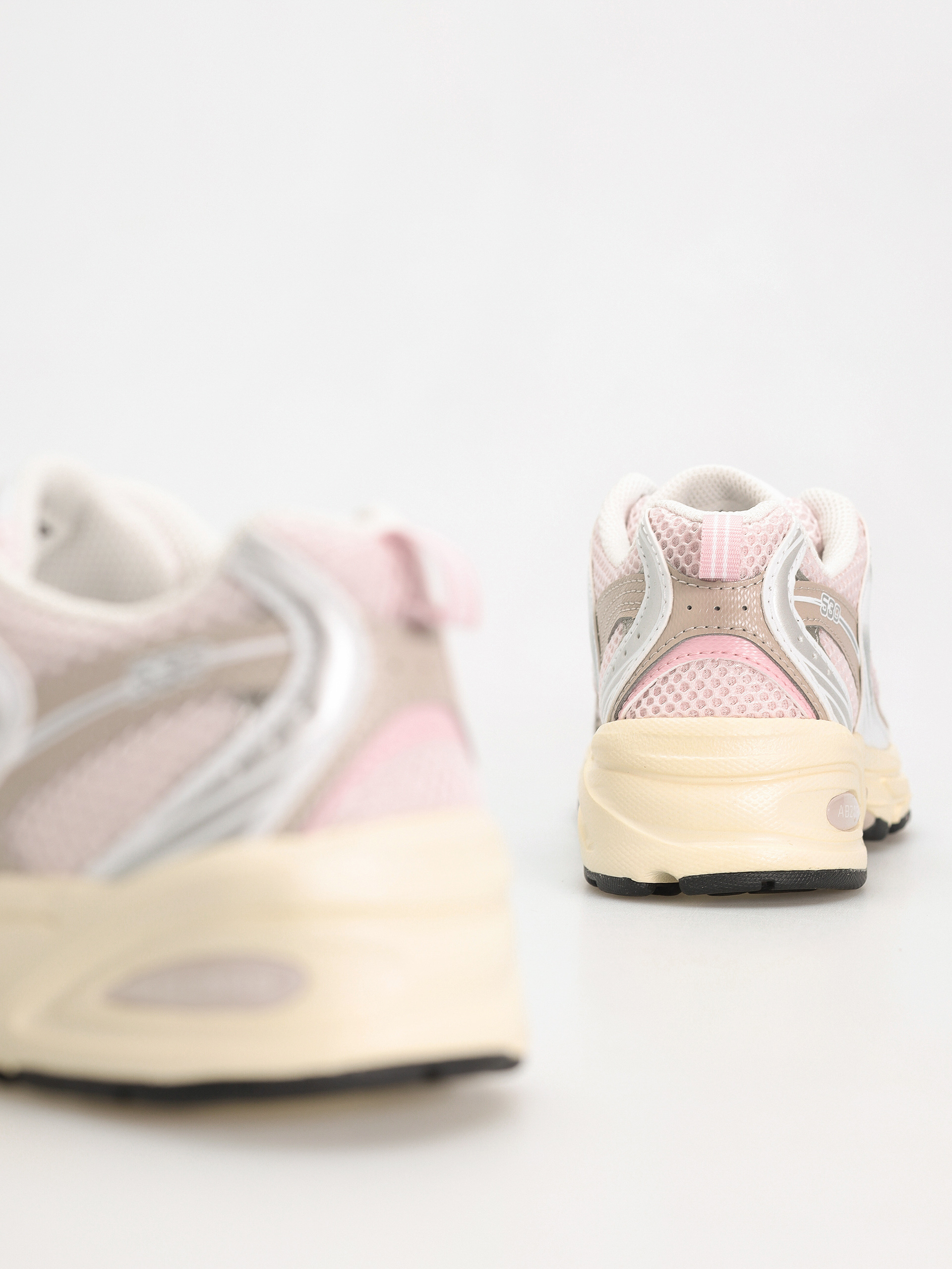 New Balance 530 Cipők (pink granite)