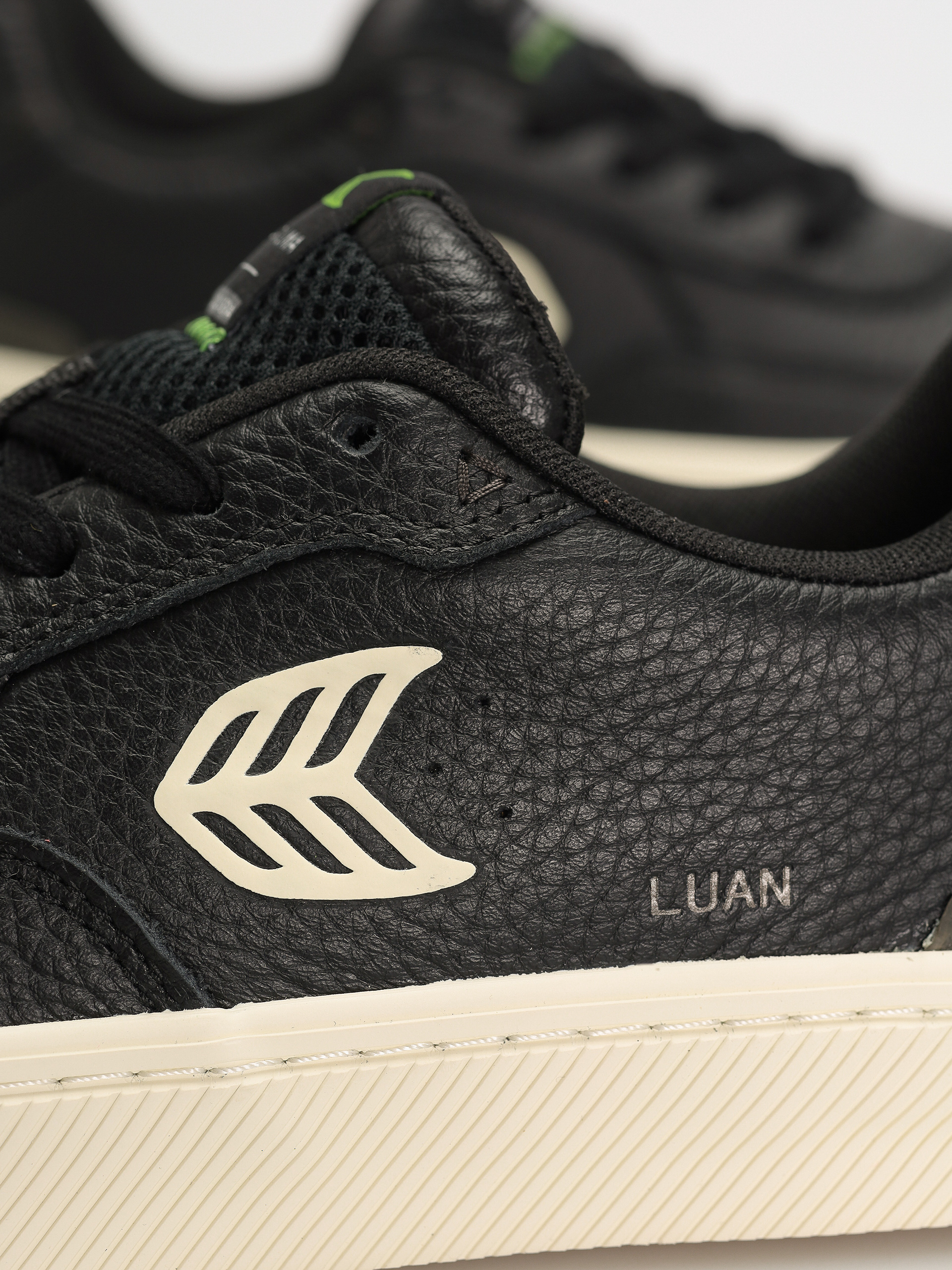 Cariuma Luan Pro Cipők (black/ivory)