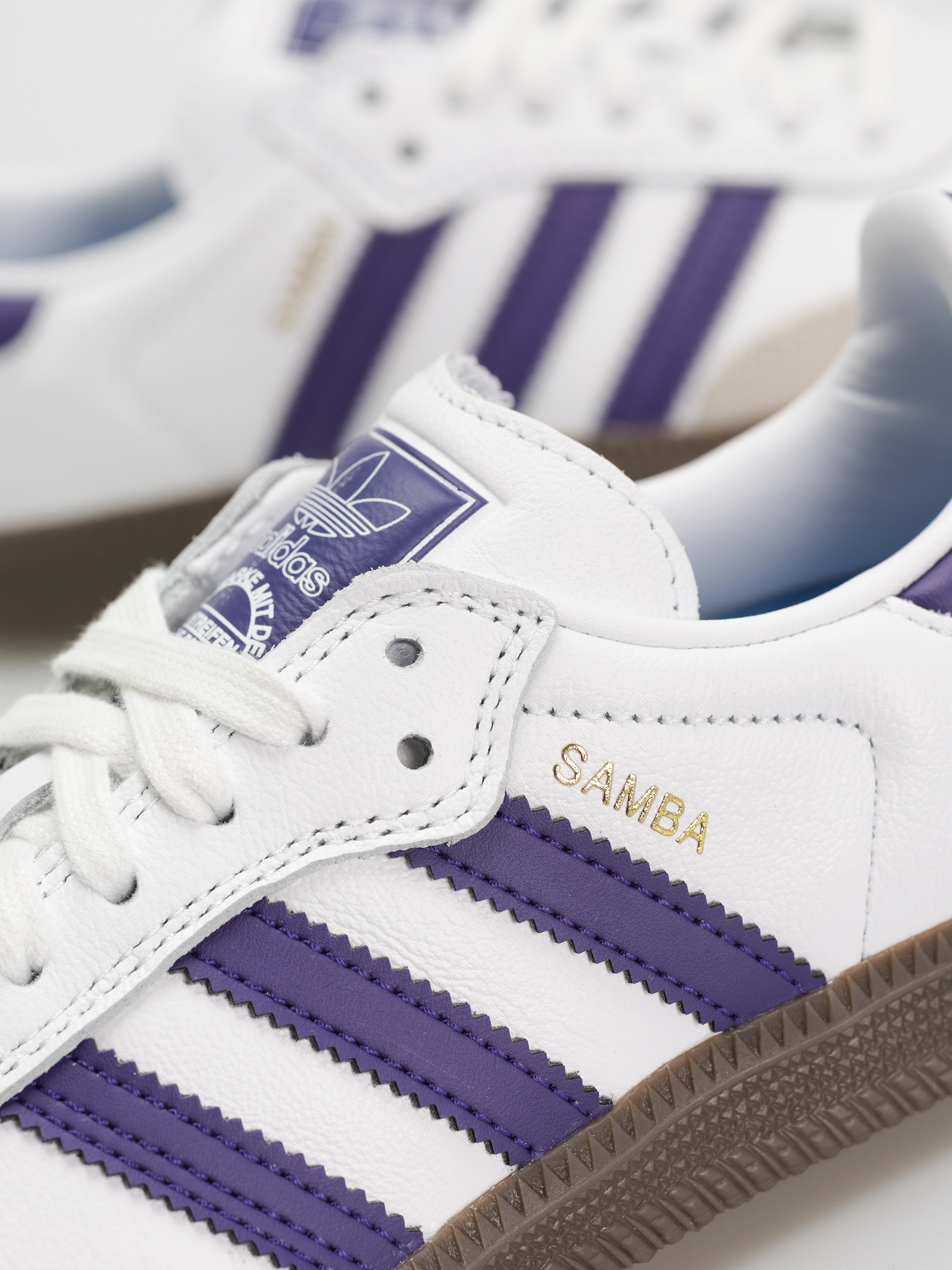 Cipők adidas Samba ADV (ftwwht/cpurpl/goldmt)